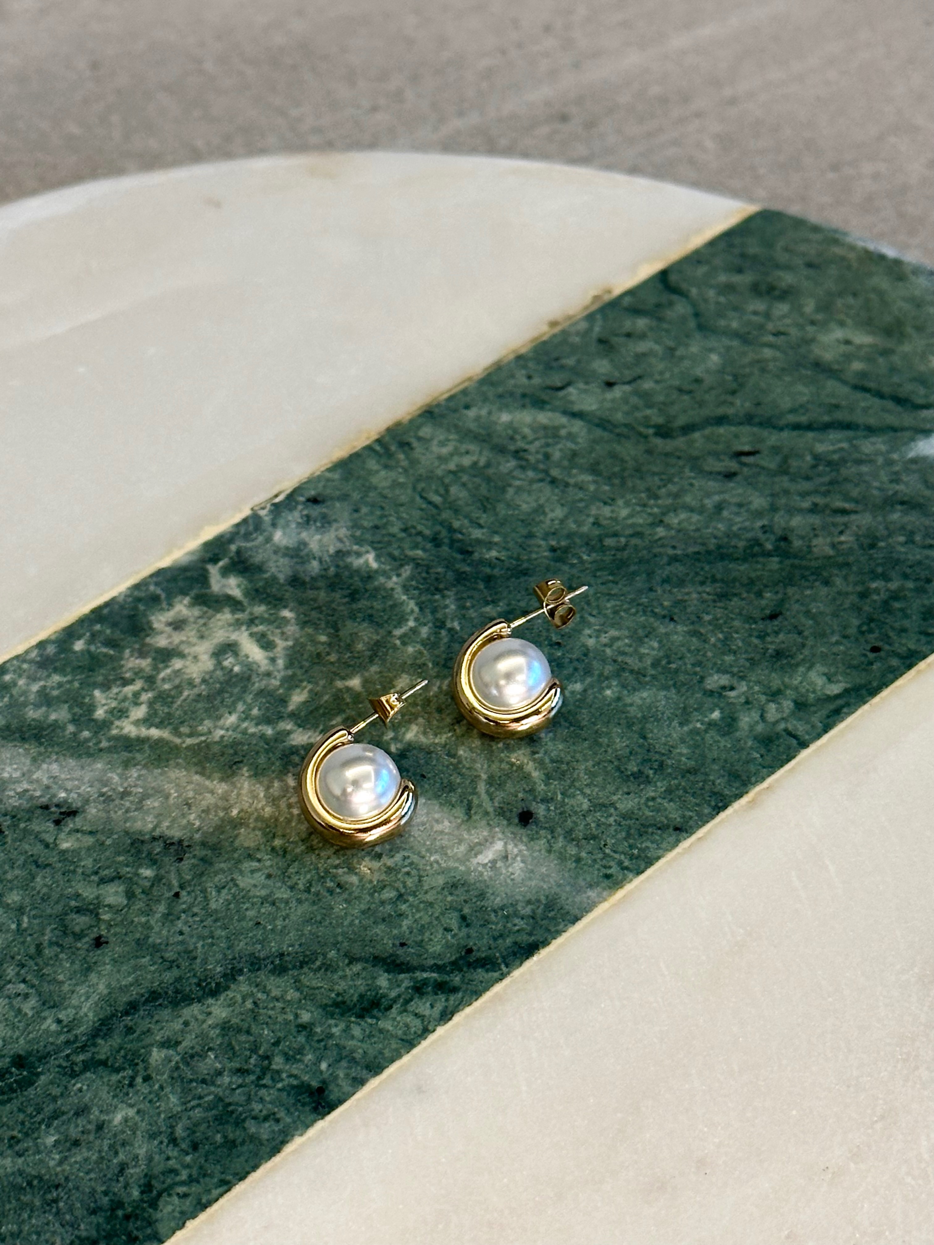 珍珠球 耳針式耳環一對