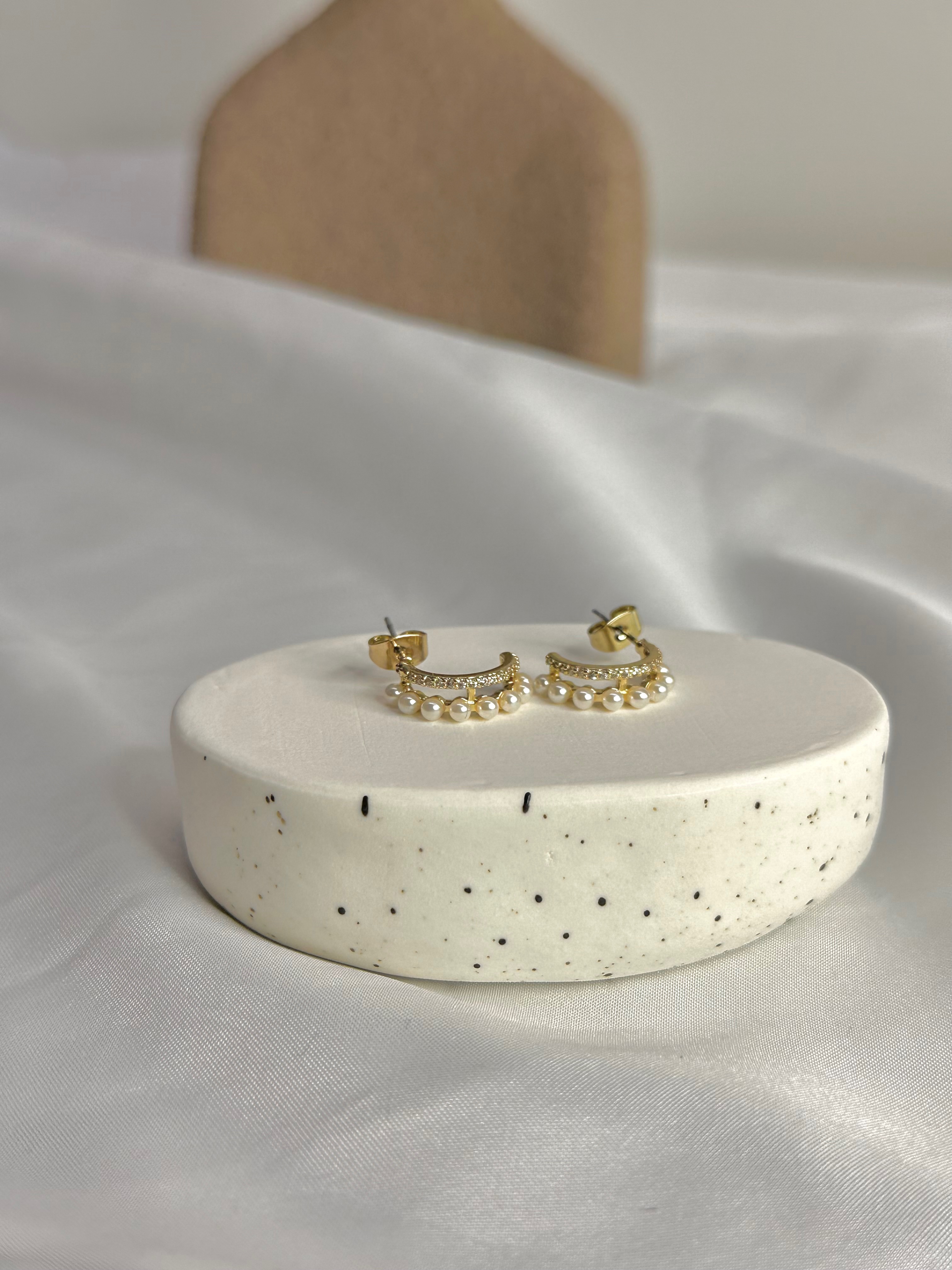 璀燦雙環 耳針式耳環一對