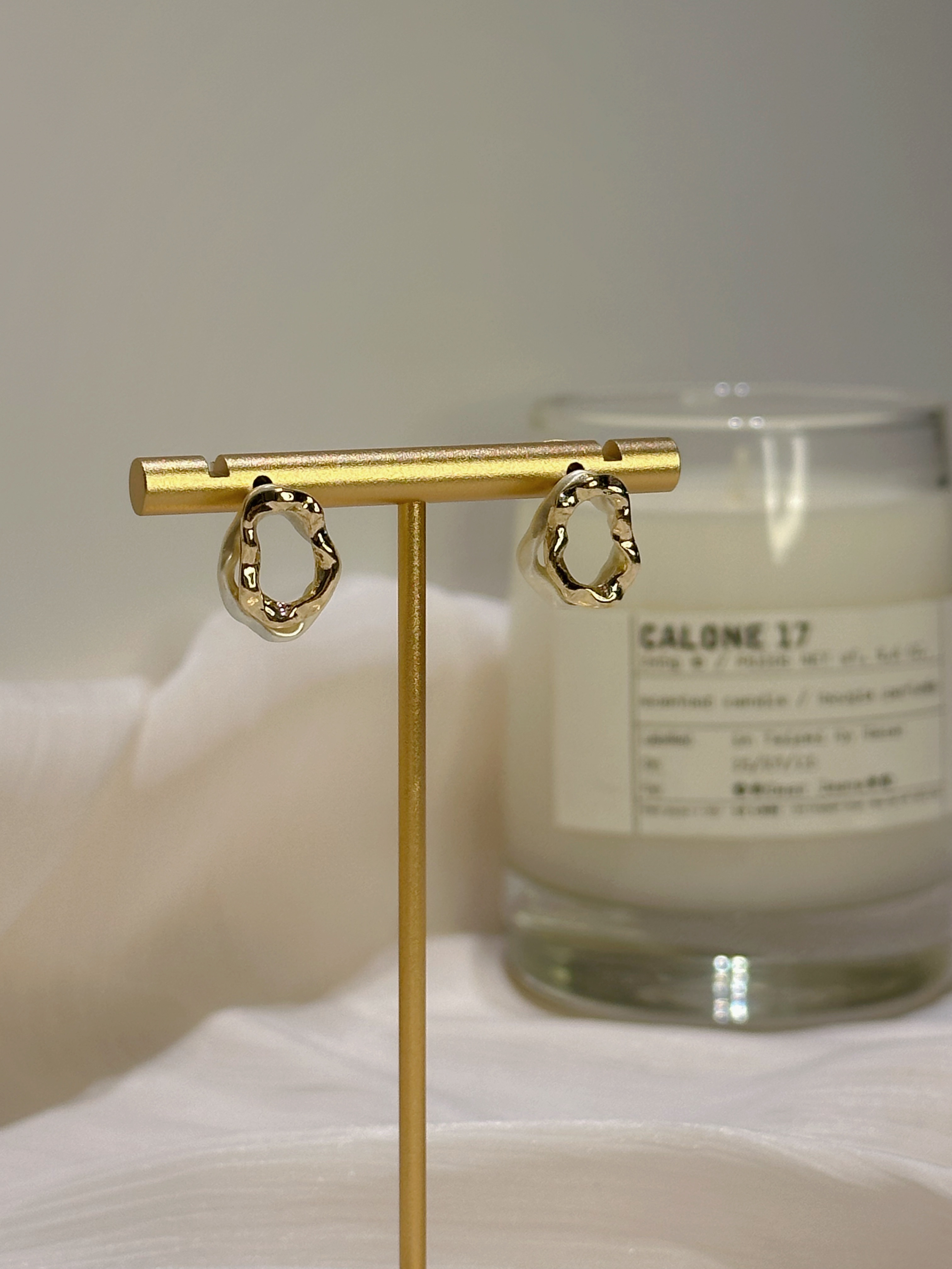 小水攤 金色 耳針式耳環一對