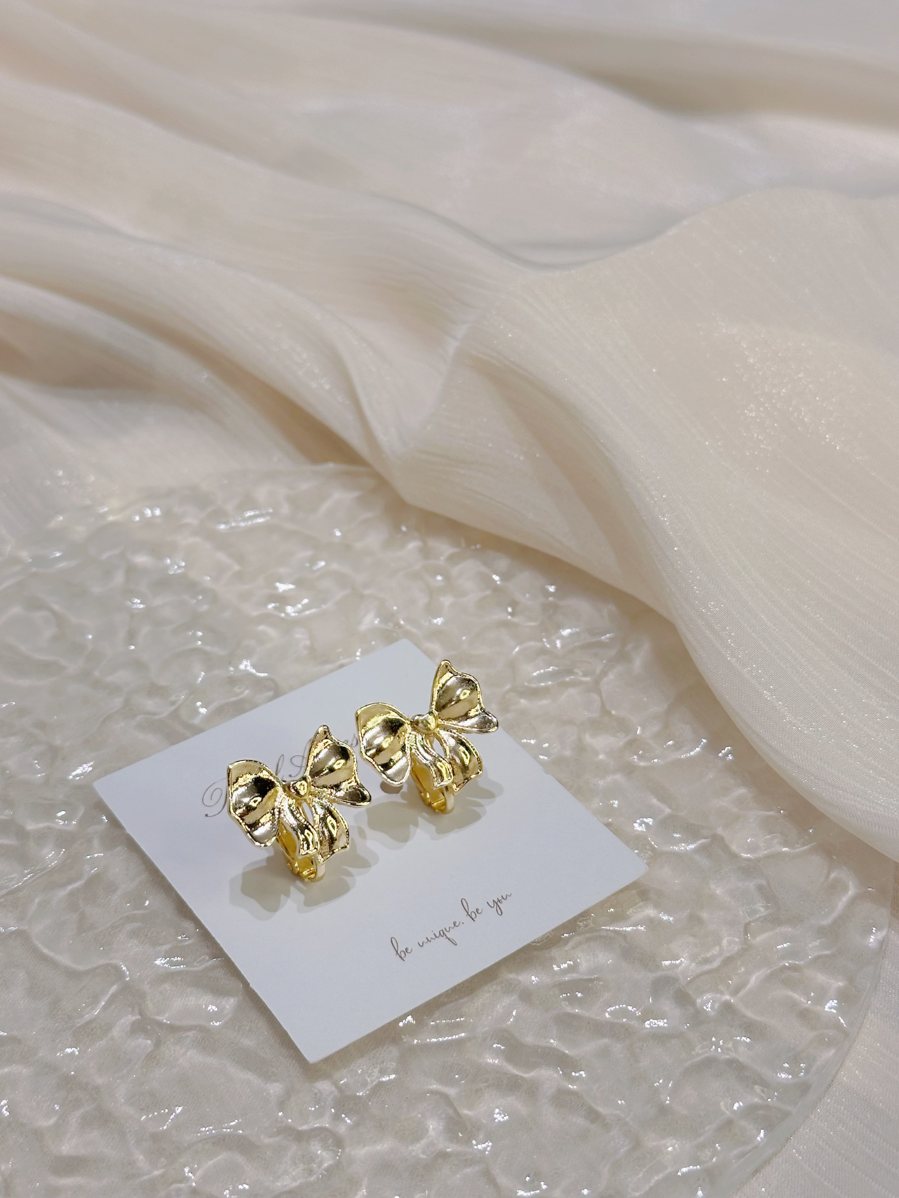 跳舞蝴蝶 耳夾式耳環