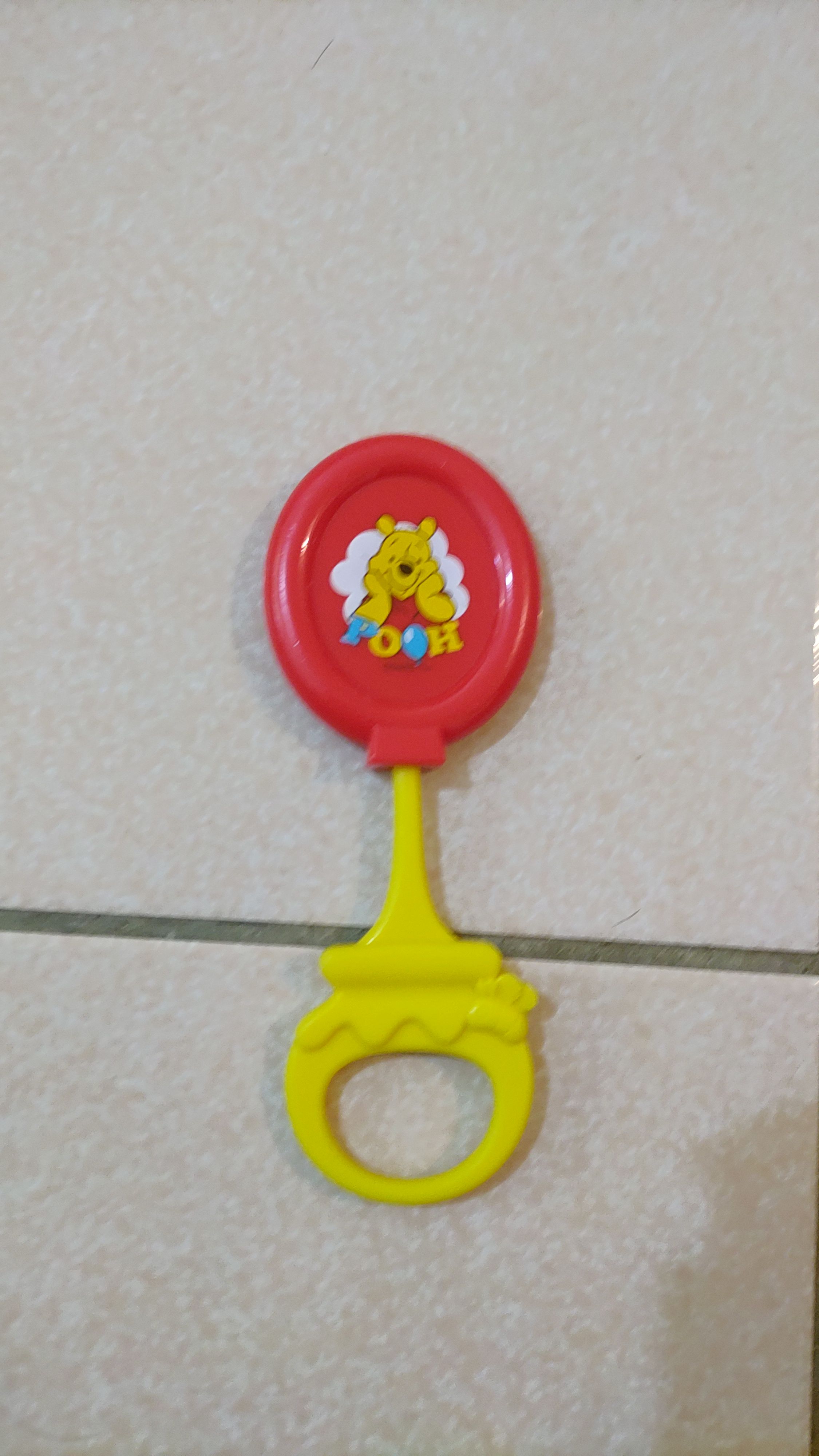 小熊維尼寶寶輕搖鈴 Disney 手搖鈴 沙鈴 TakaraTomy監製 2個月以上寶寶 刺激聽覺的玩具