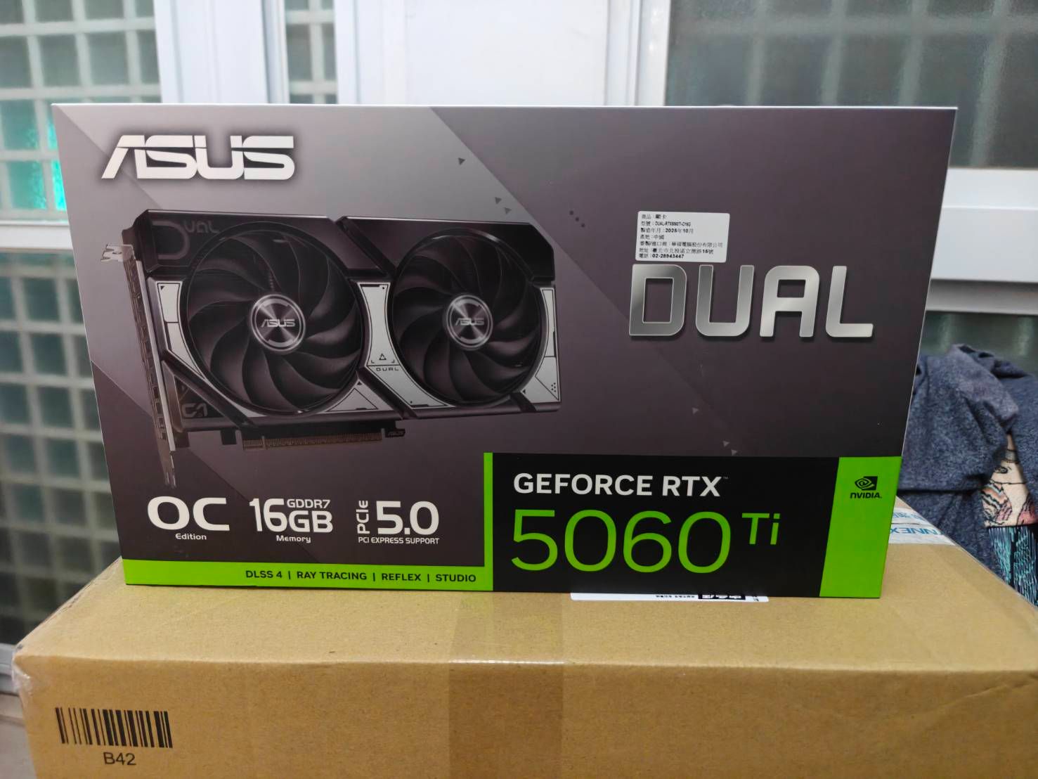 ASUS RTX 5060Ti 16G DUAL全新顯示卡