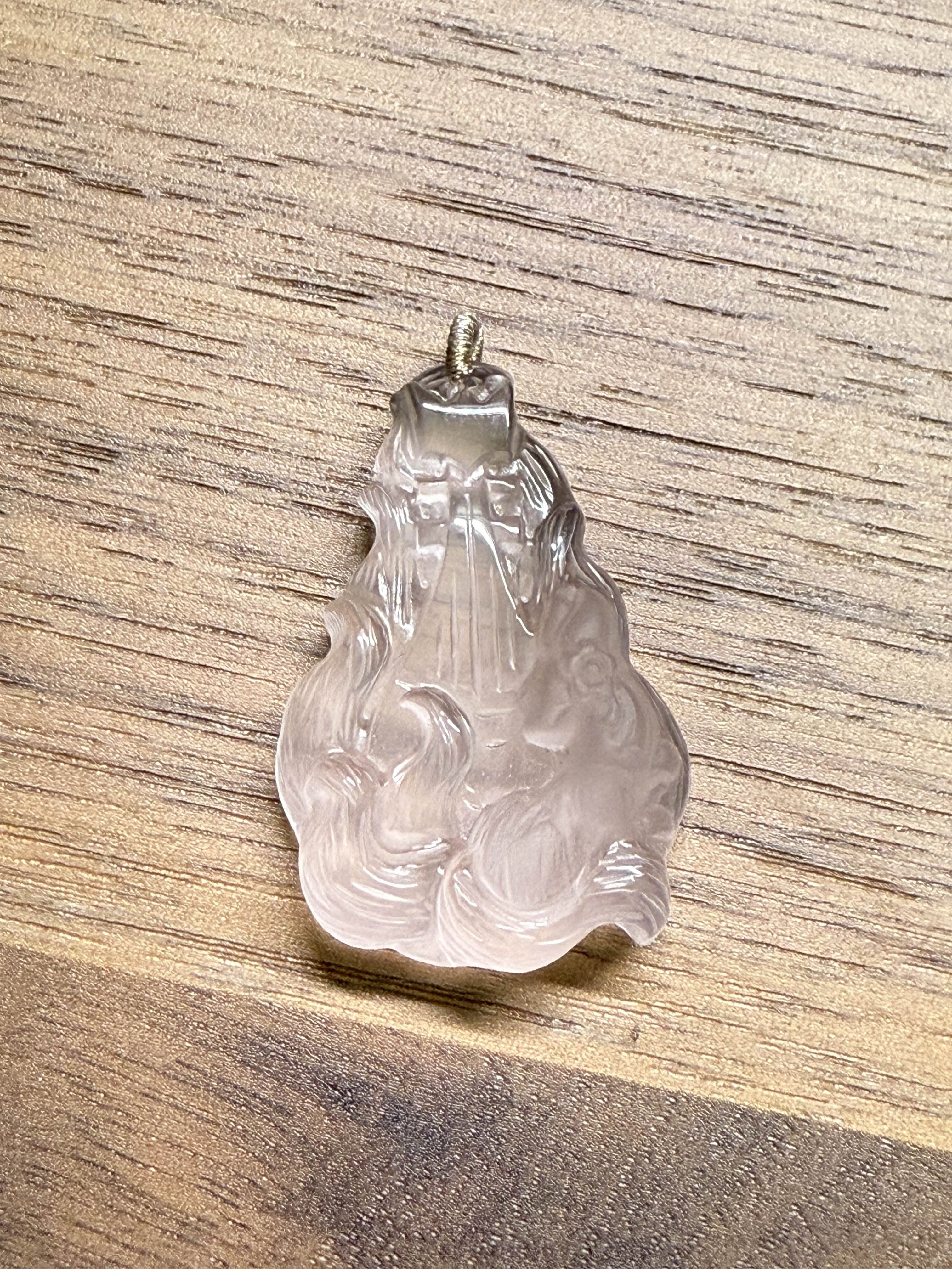 粉晶琵琶九尾狐吊墜