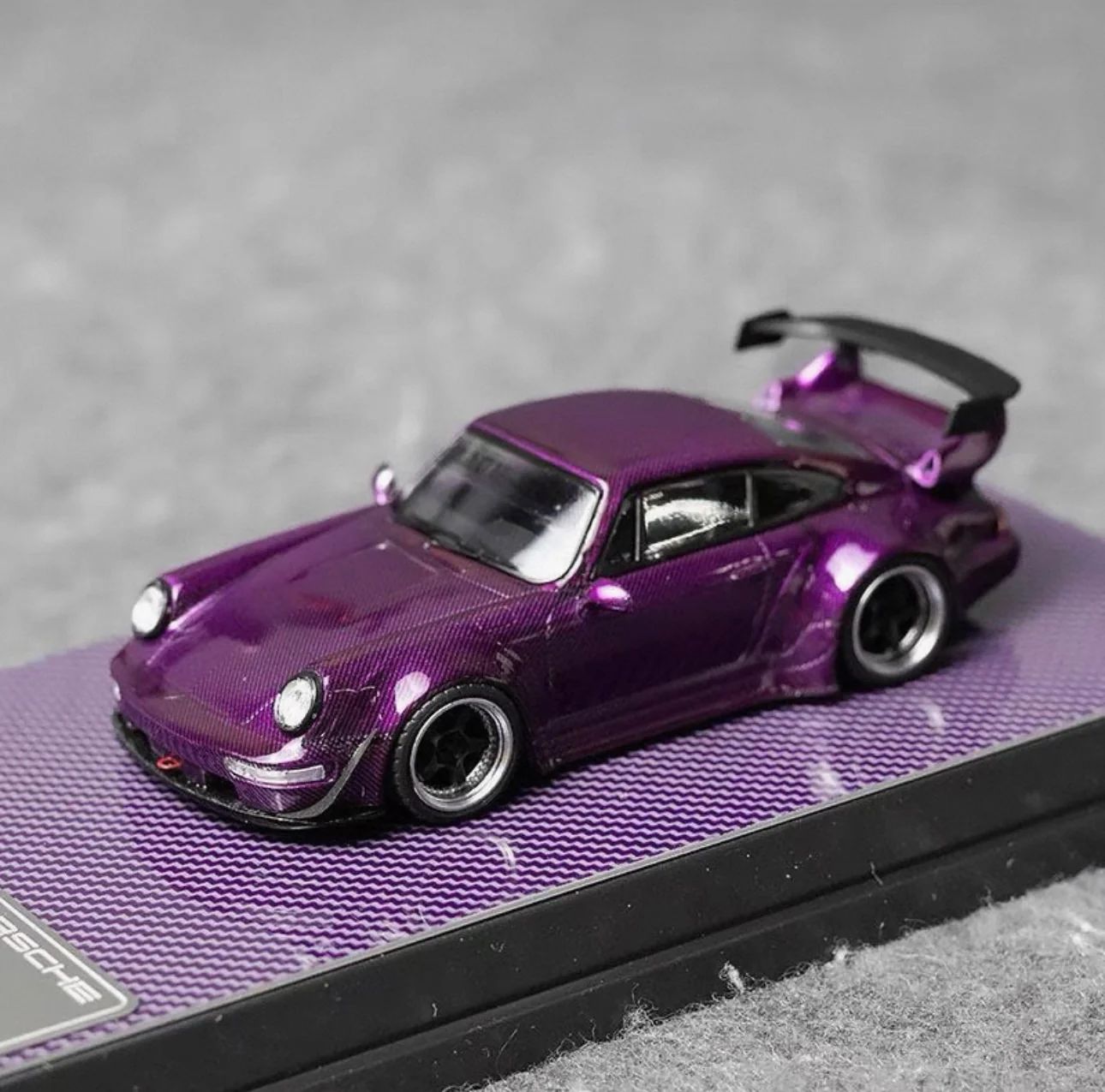 Flame Porsche RWB 993 Purple Full Carbon