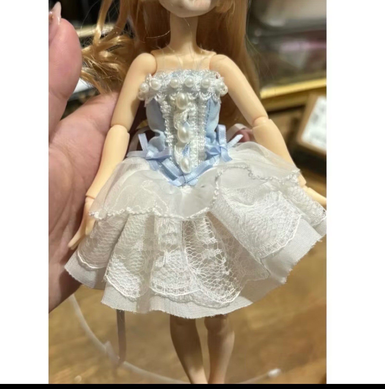 Azone，光魘可穿娃衣