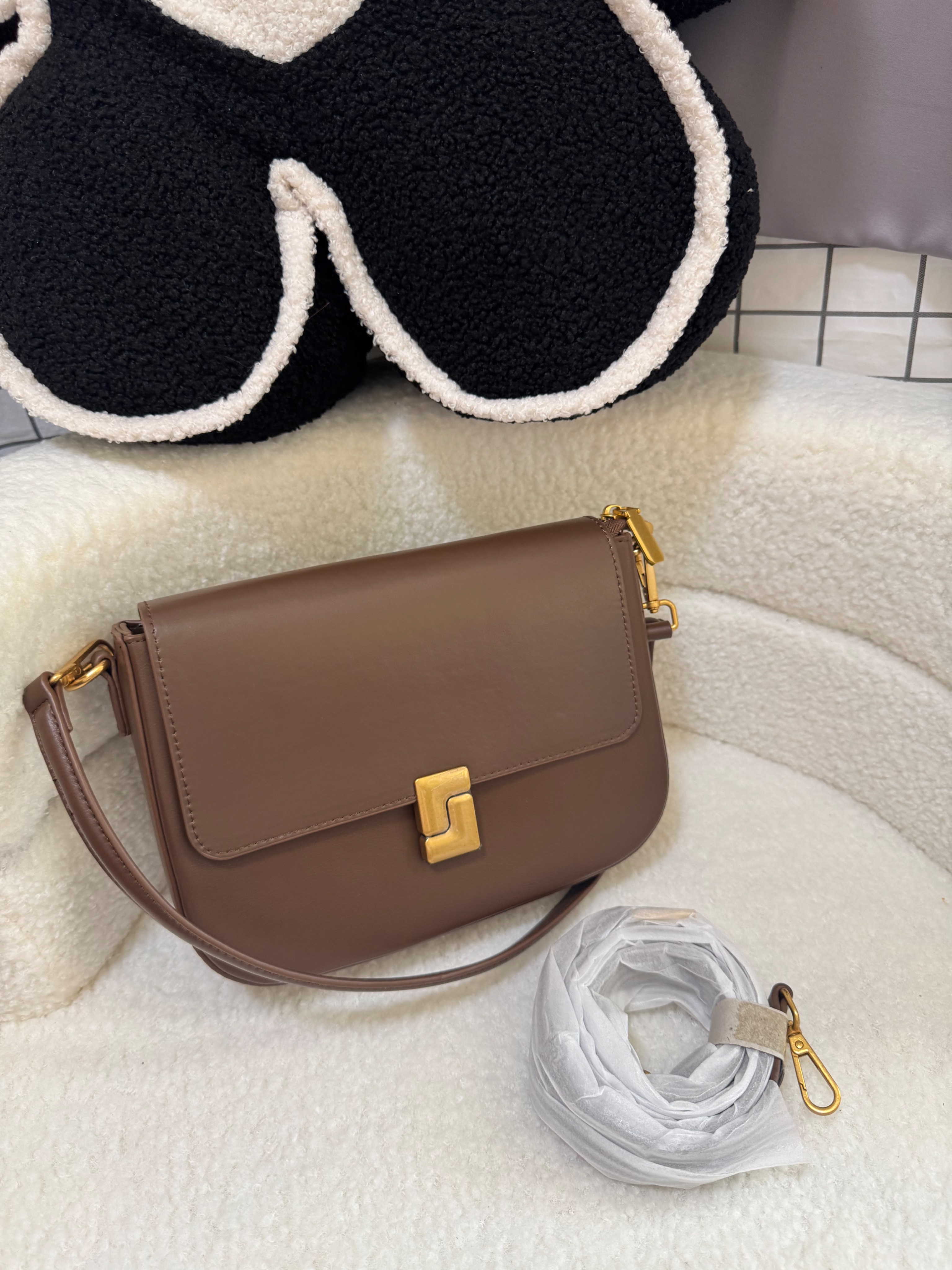 溫潤典雅咖色方包|日常百搭、氣質必備款|挺括立體、質感升級