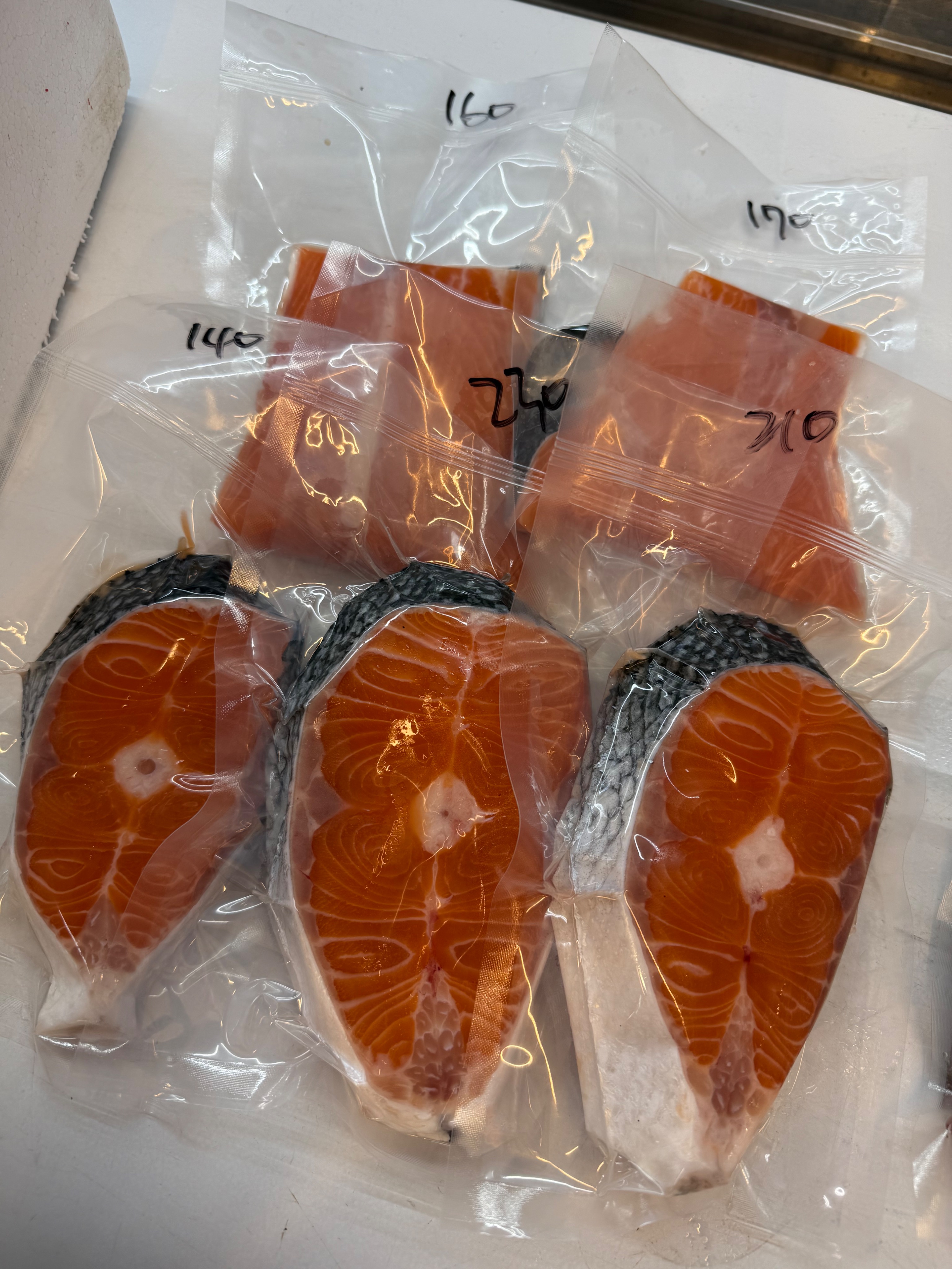 蘇格蘭海浪鮭魚（480/斤）