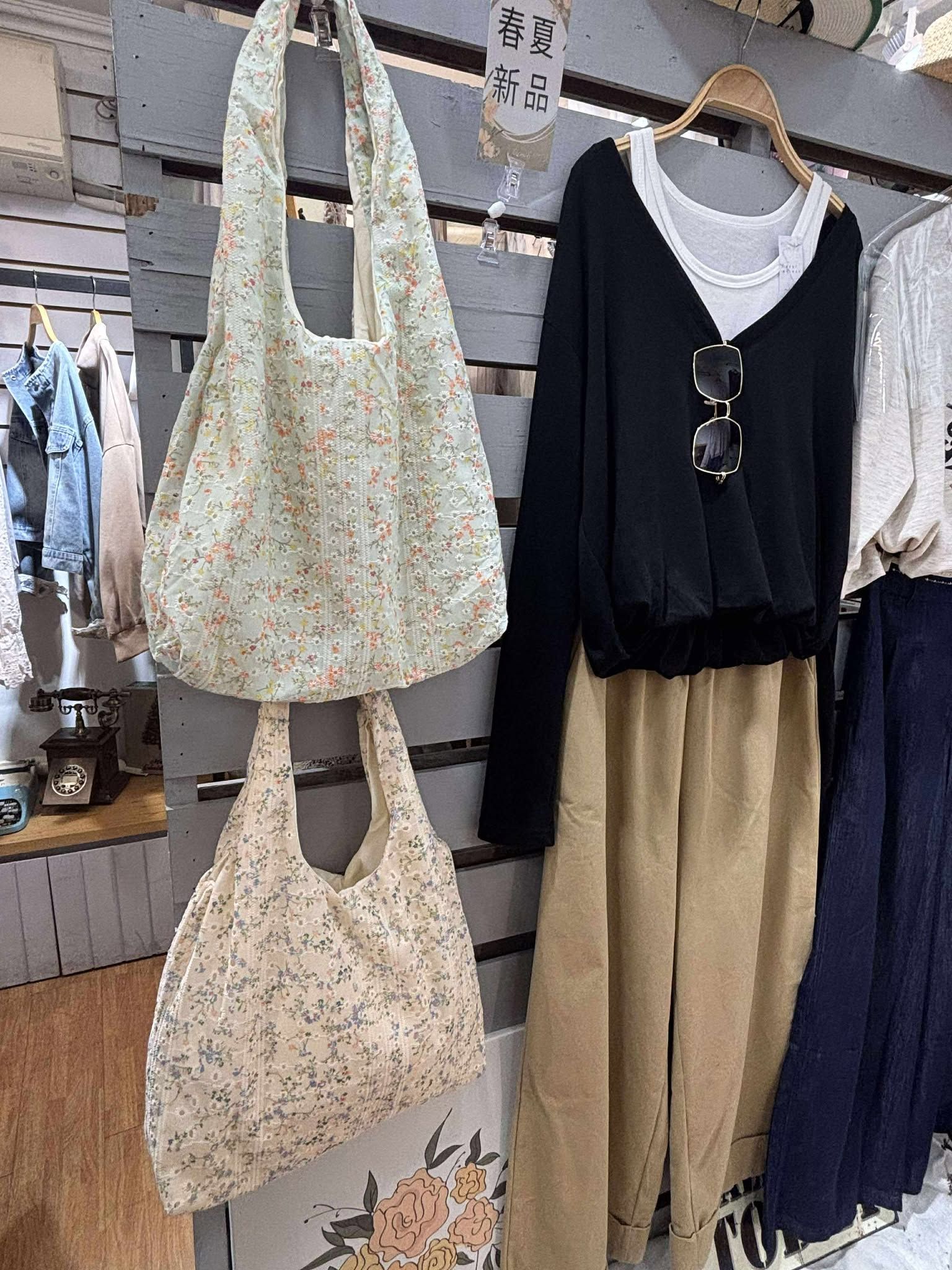 ғʟᴏᴡᴇʀ 碎花手提包包 （有暗袋）