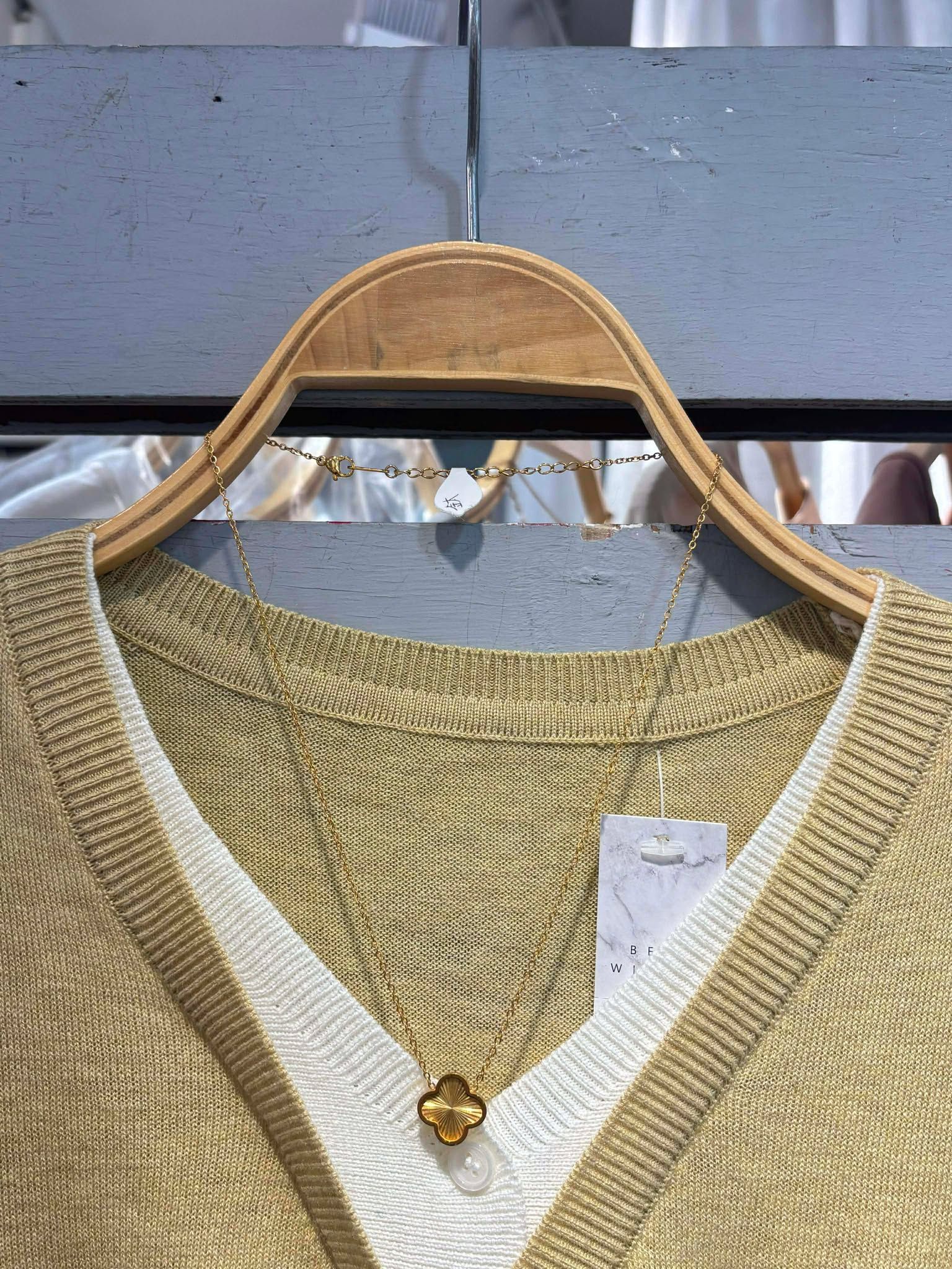 ɢᴏʟᴅᴇɴ - 高奢典雅金 - 切面四葉草鈦鋼項鍊 ᴄʟᴀssɪᴄᴀʟ