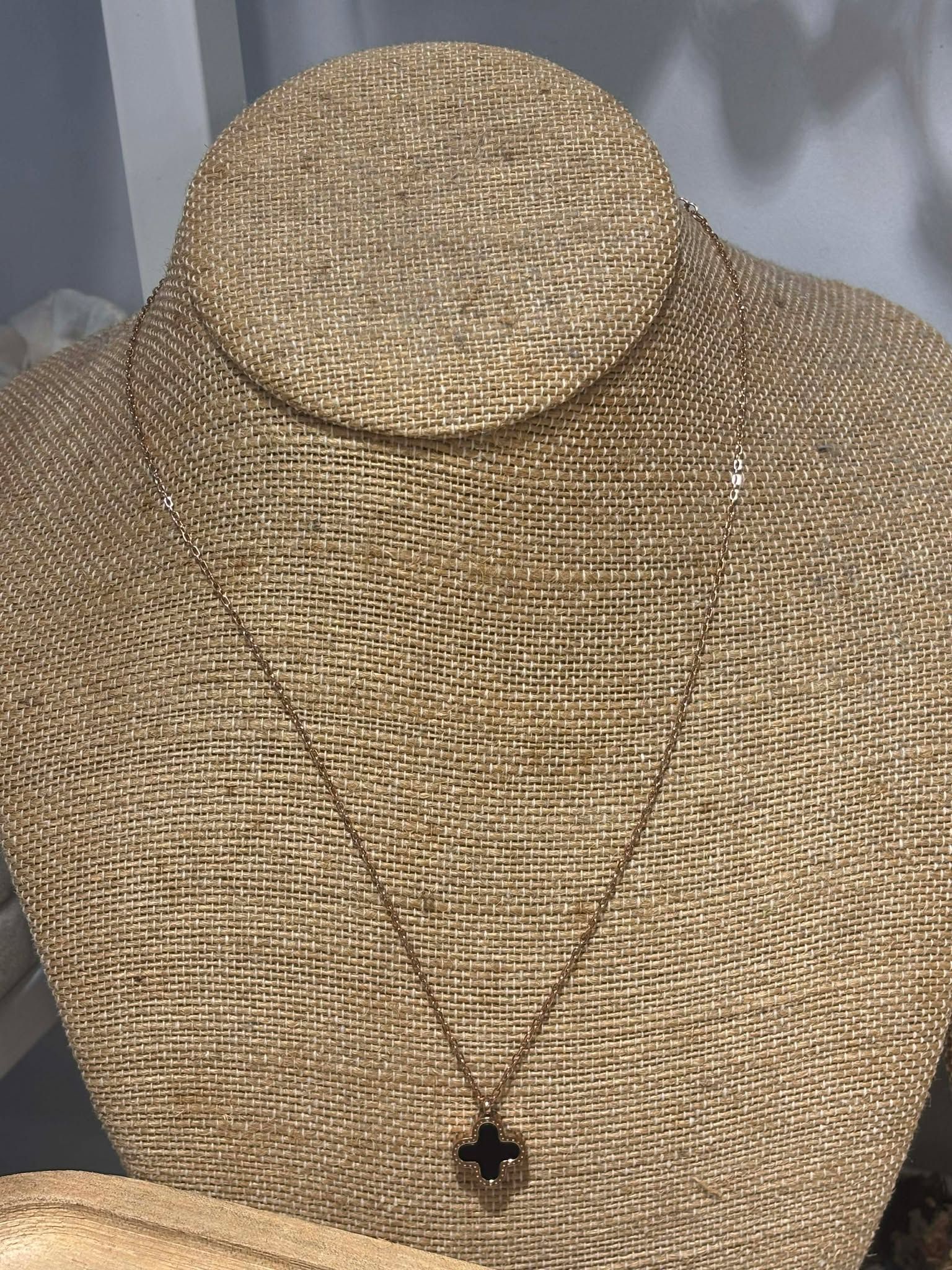 𝐇𝐎𝐓 𝐆𝐎𝐋𝐃𝐄𝐍 人氣追加款 雙面母貝經典四葉草鈦鋼項鍊 - ᴄʟᴀssɪᴄᴀʟ