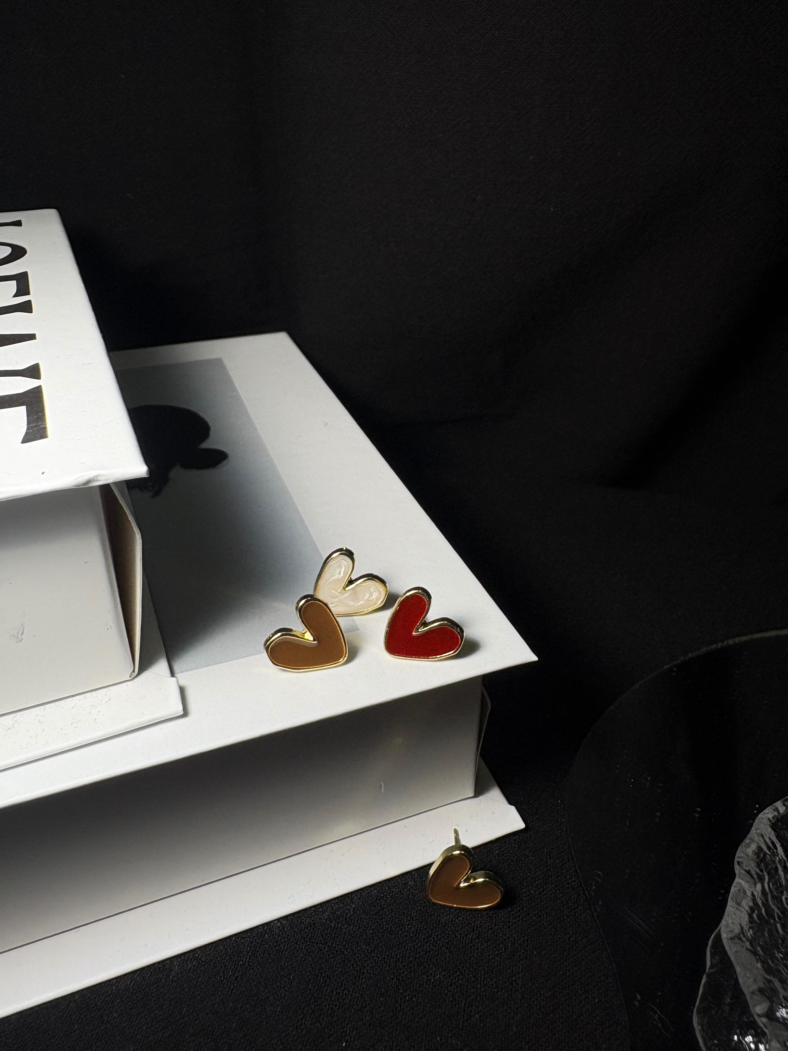 復古滴油愛心耳環（現貨各1）