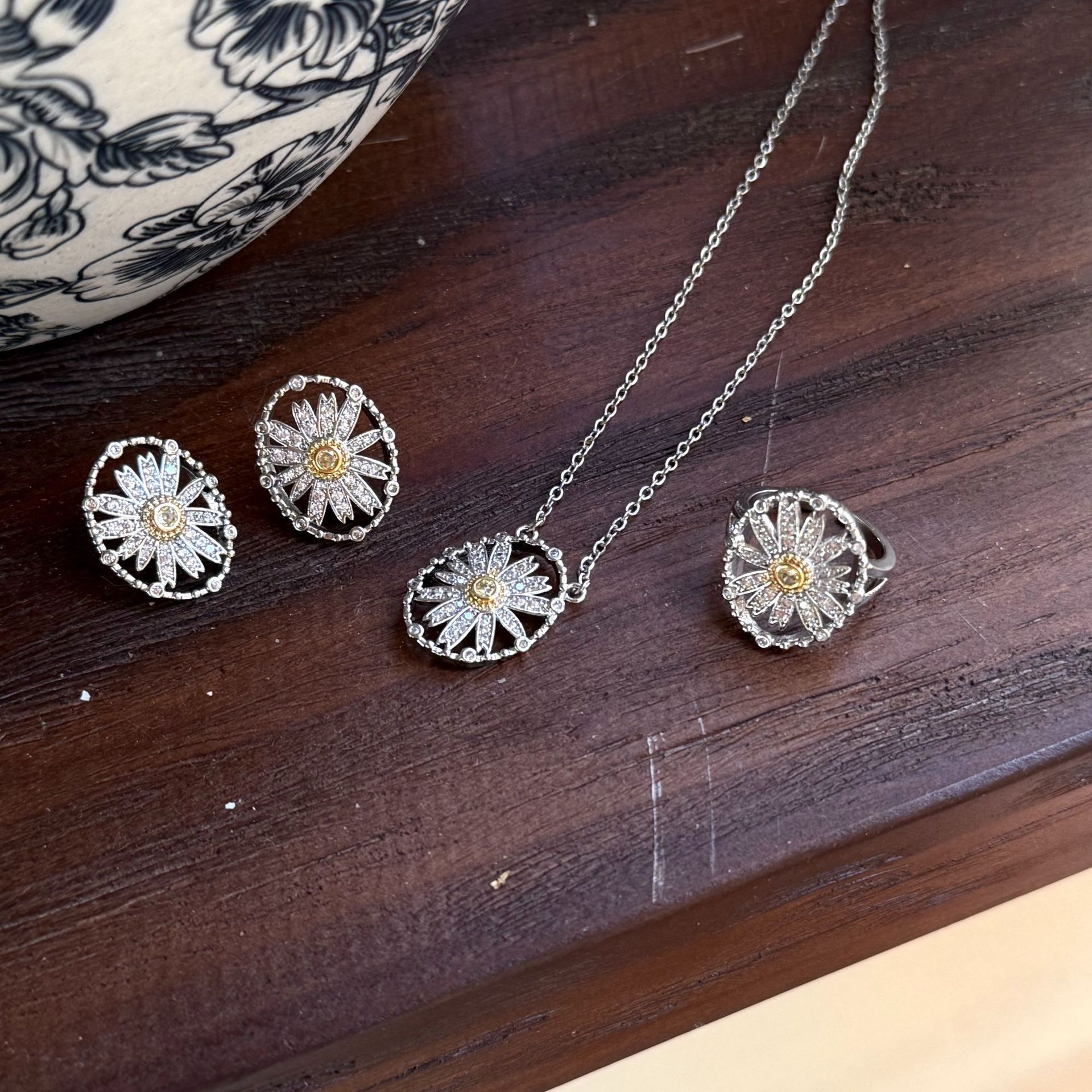 撞色滿鑽雛菊系列