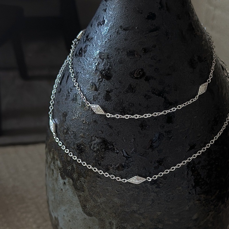 復古設計感菱形圖騰項鍊