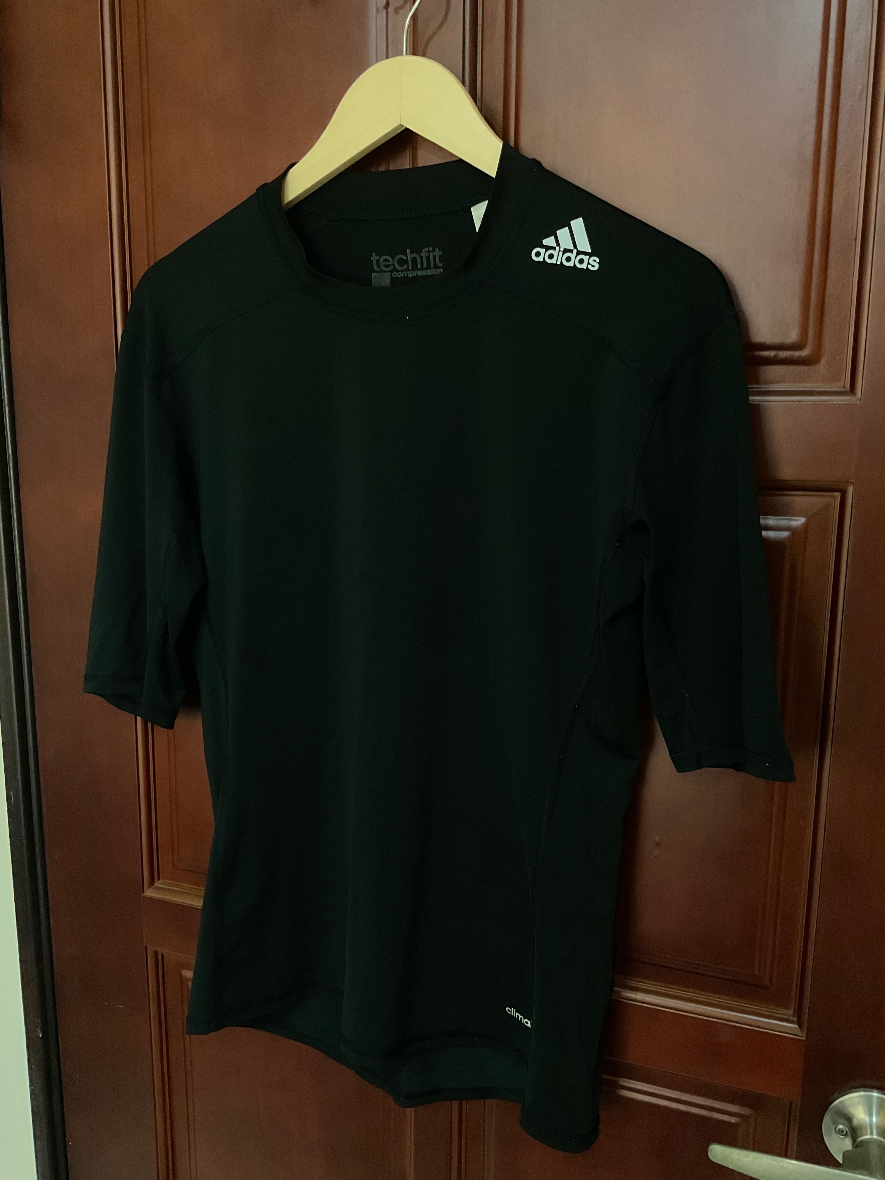 Adidas 黑色運動衣