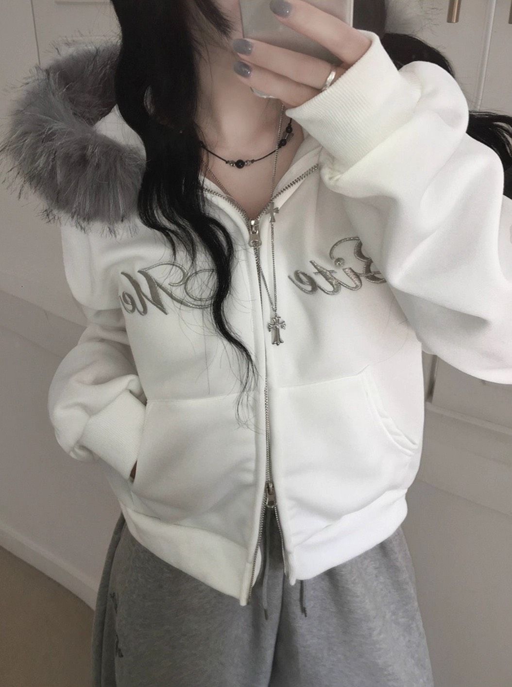 韓系毛領英文刺繡連帽外套+୨୧ ̊。