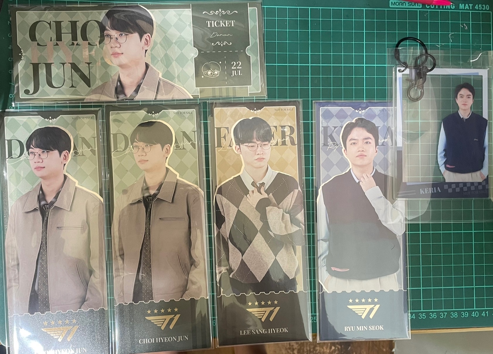 快閃店票根與合影壓克力吊飾