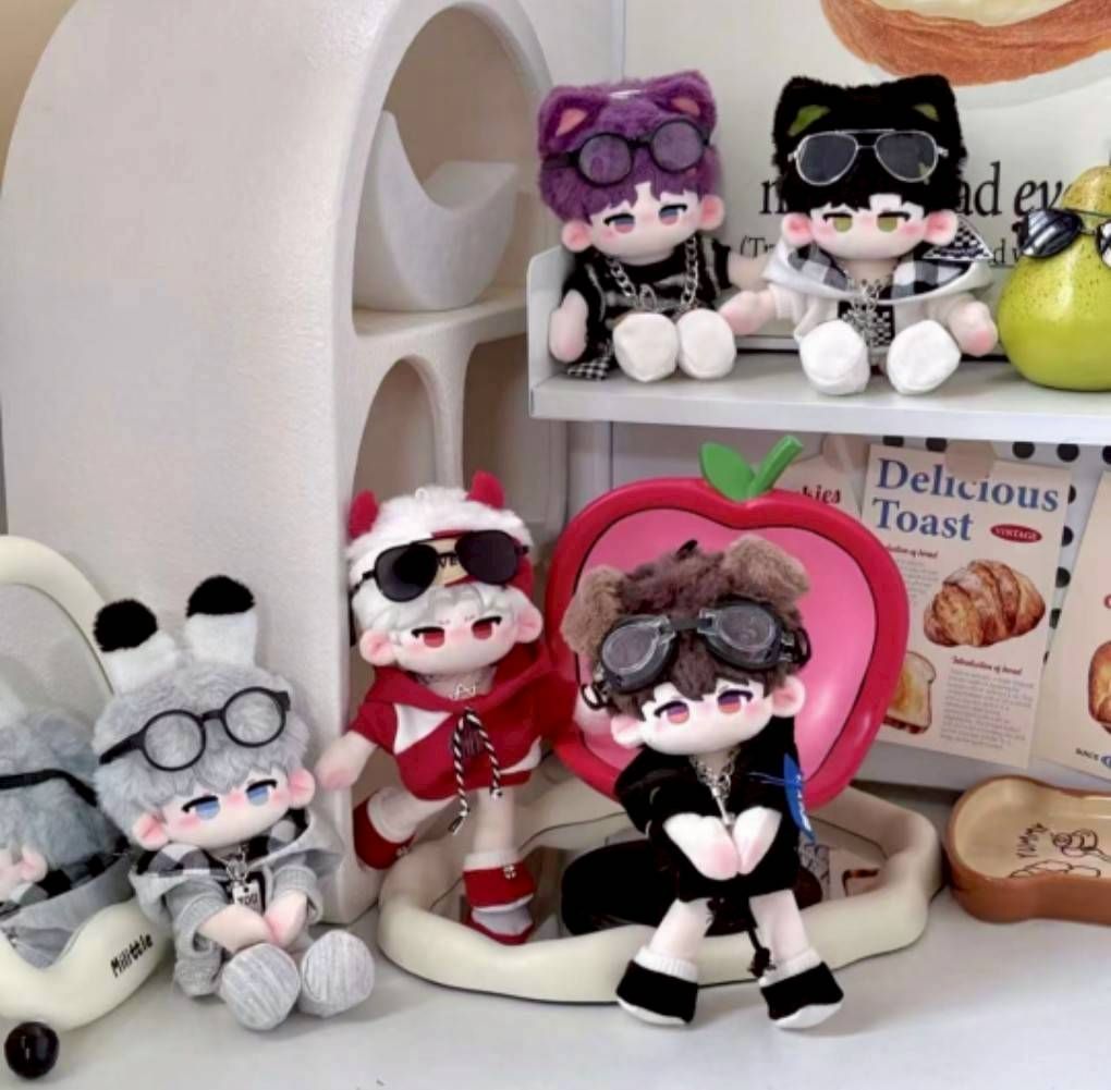 A037. 捶捶體娃娃 +娃衣 （手有磁吸