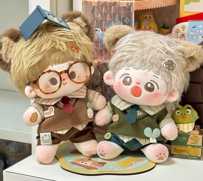 H043  -    20cm娃衣 套裝