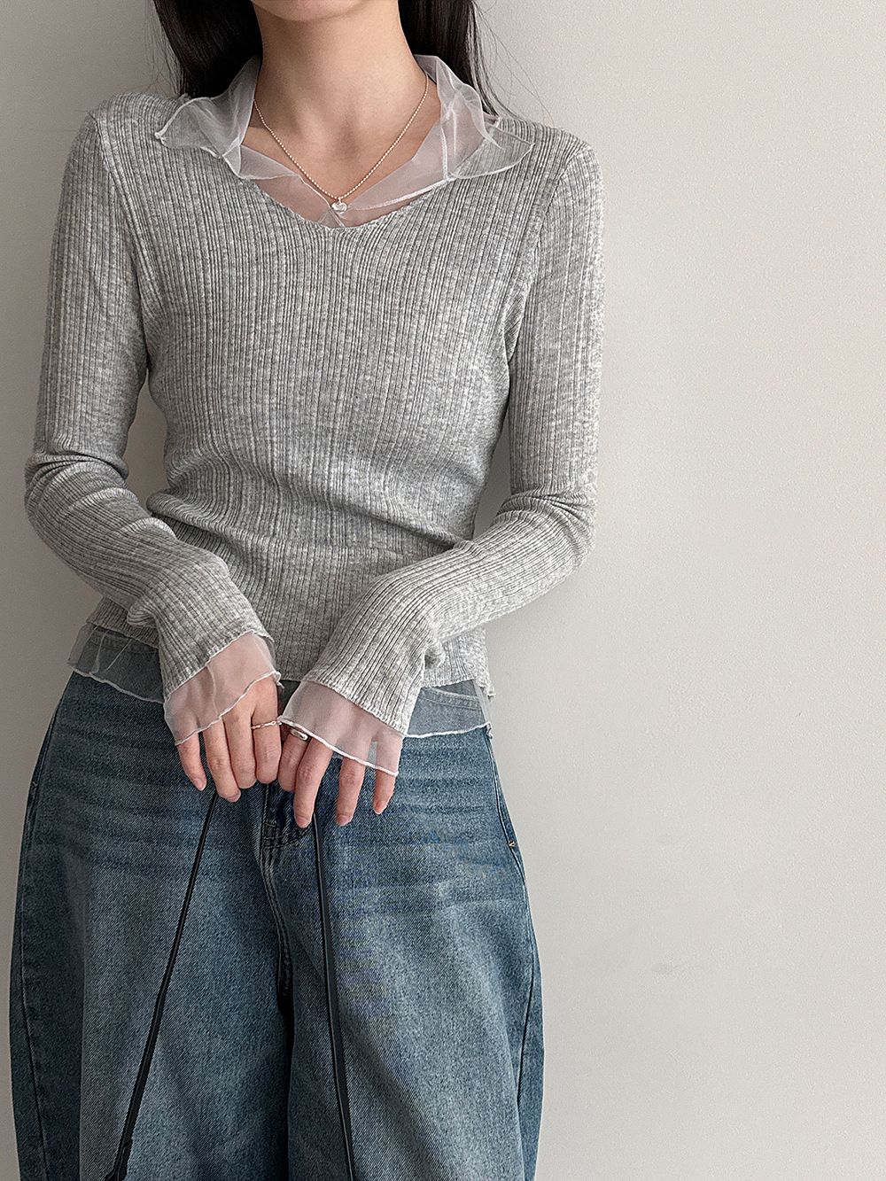 網紗拼接V領坑條針織長袖（3色）#ss978