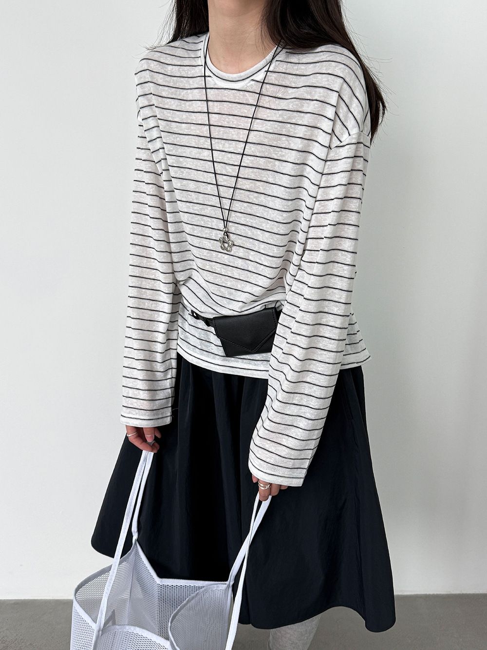 2026新款！細條紋圓領寬鬆長袖上衣#21030