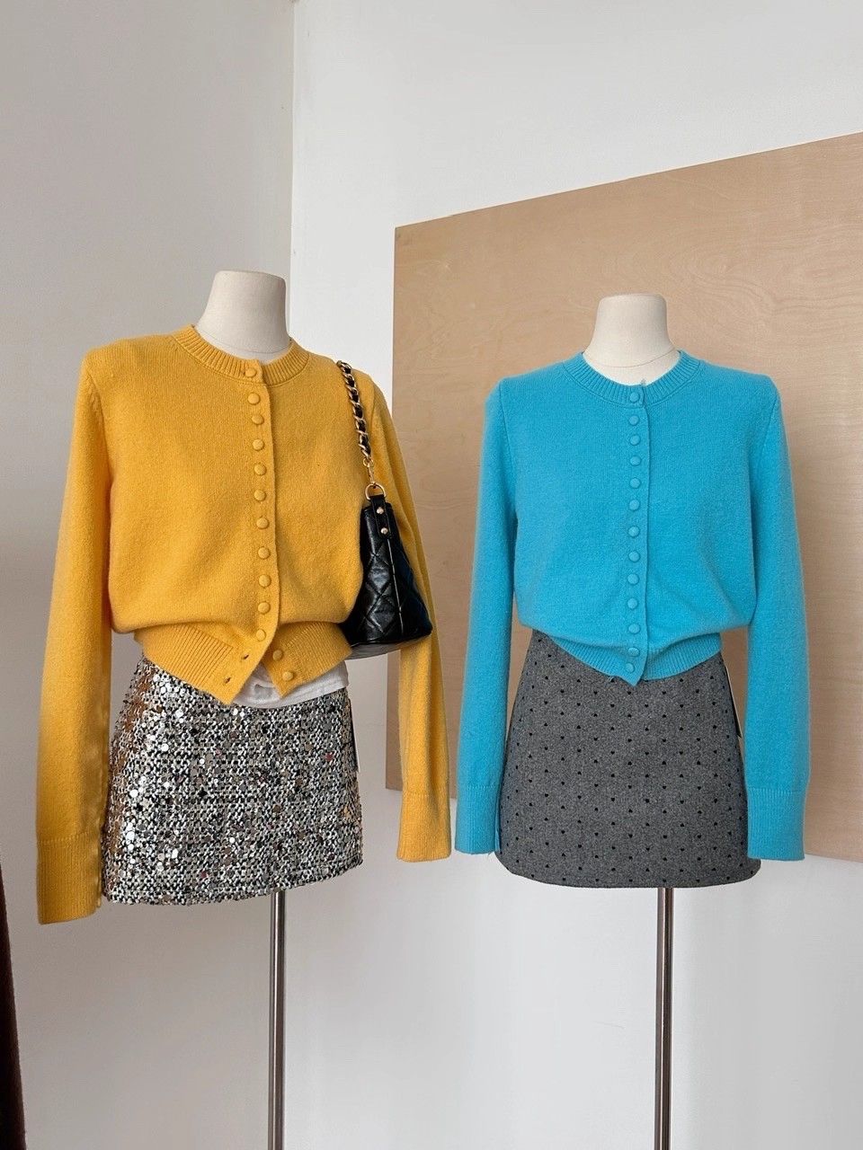 百搭款純色單排扣針織開衫毛衣