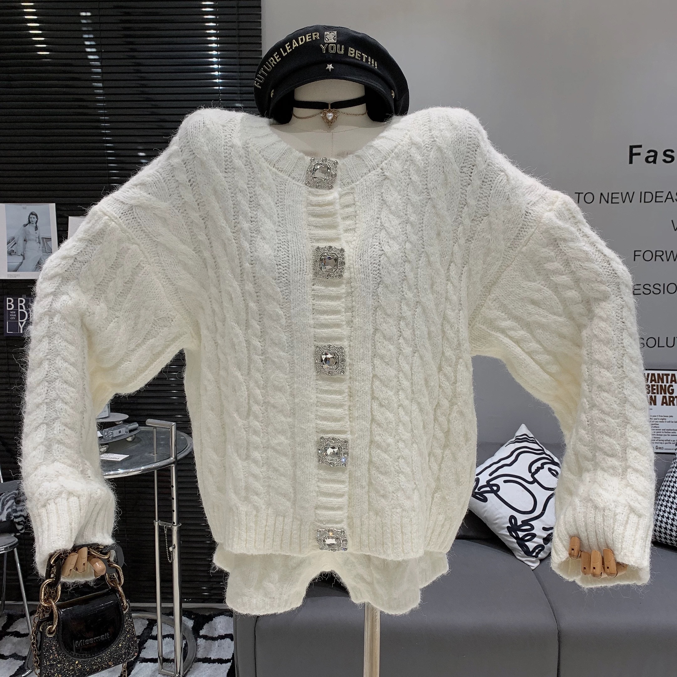 溫柔風重工剪裁設計款毛衣套裝