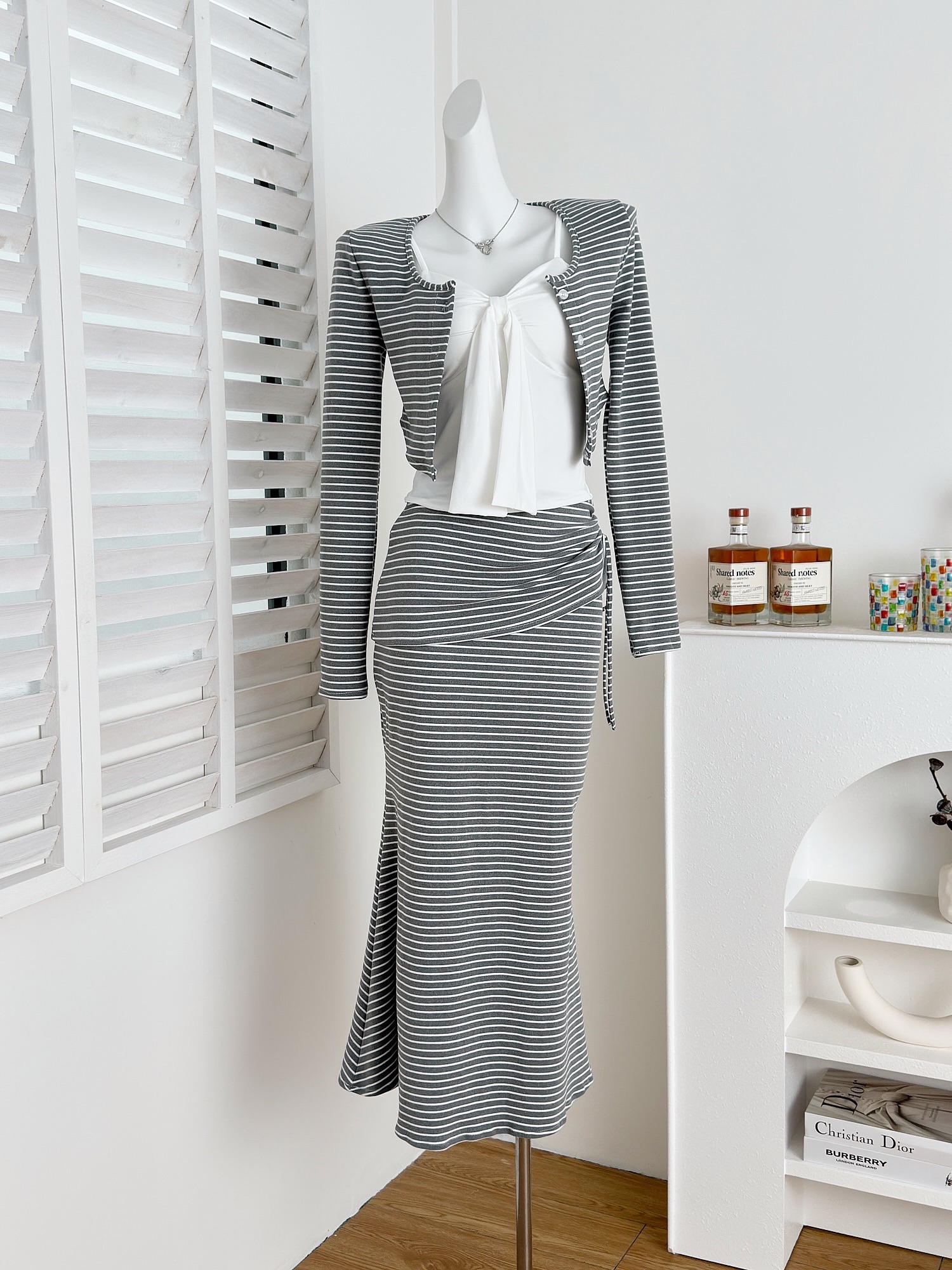 辣妹風吊帶背心➕條紋開衫➕假兩件半身裙三件式套裝