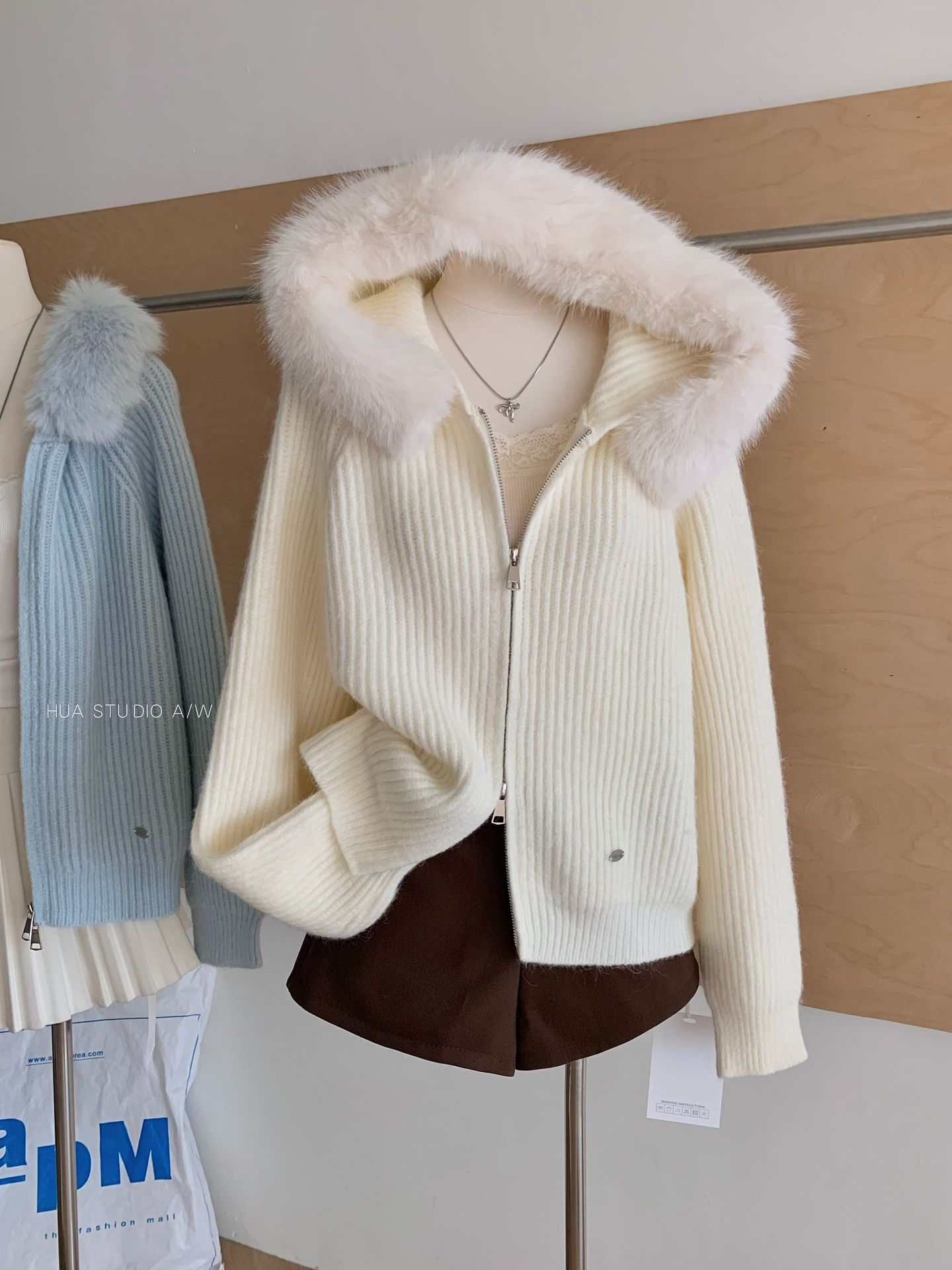 奶敷敷雙拉鏈可拆卸毛毛連帽毛衣外套