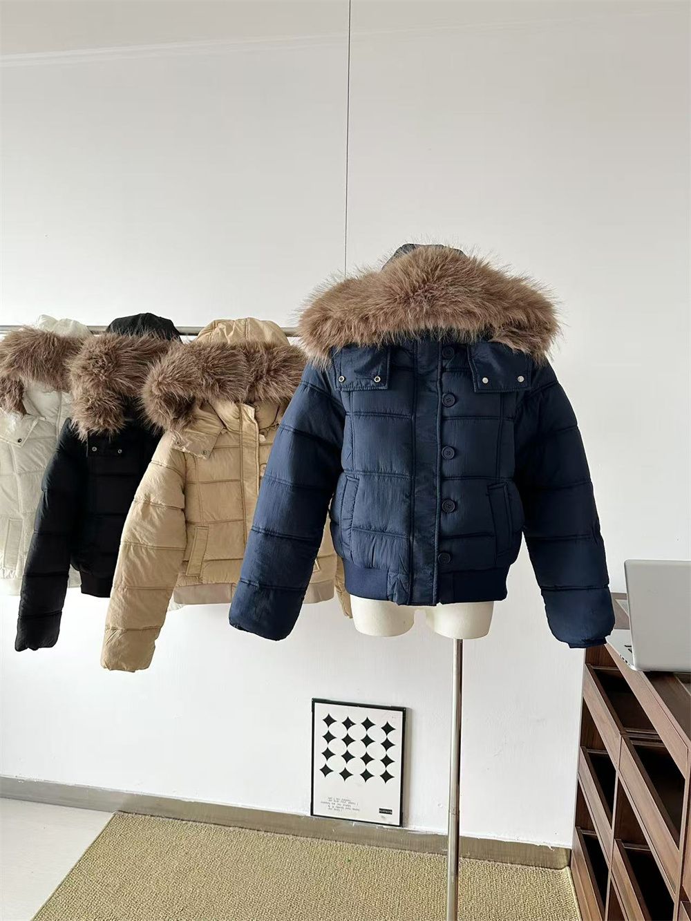 顯瘦款毛毛大連帽短版棉服防風外套