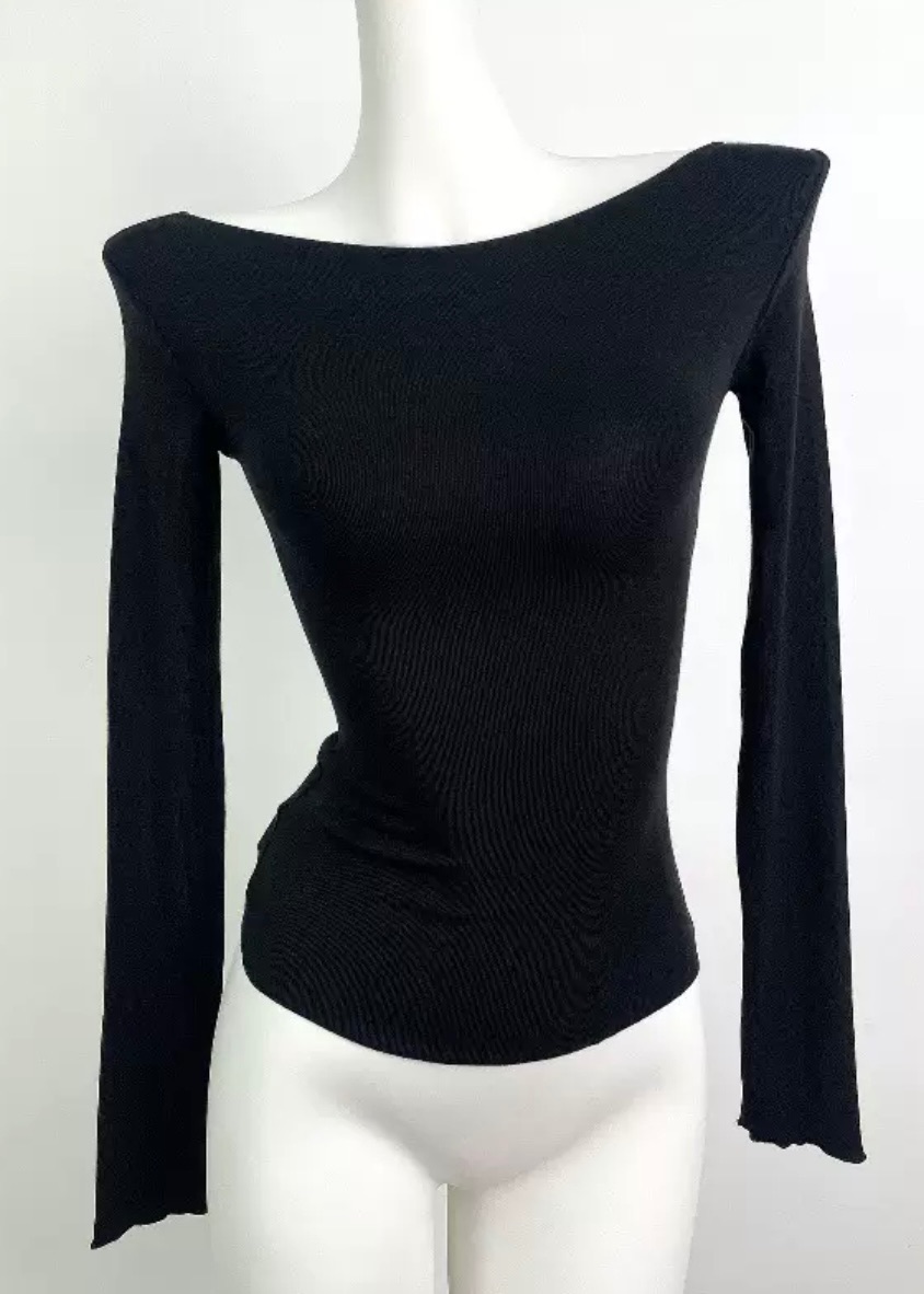 Black 一字肩收腰長袖