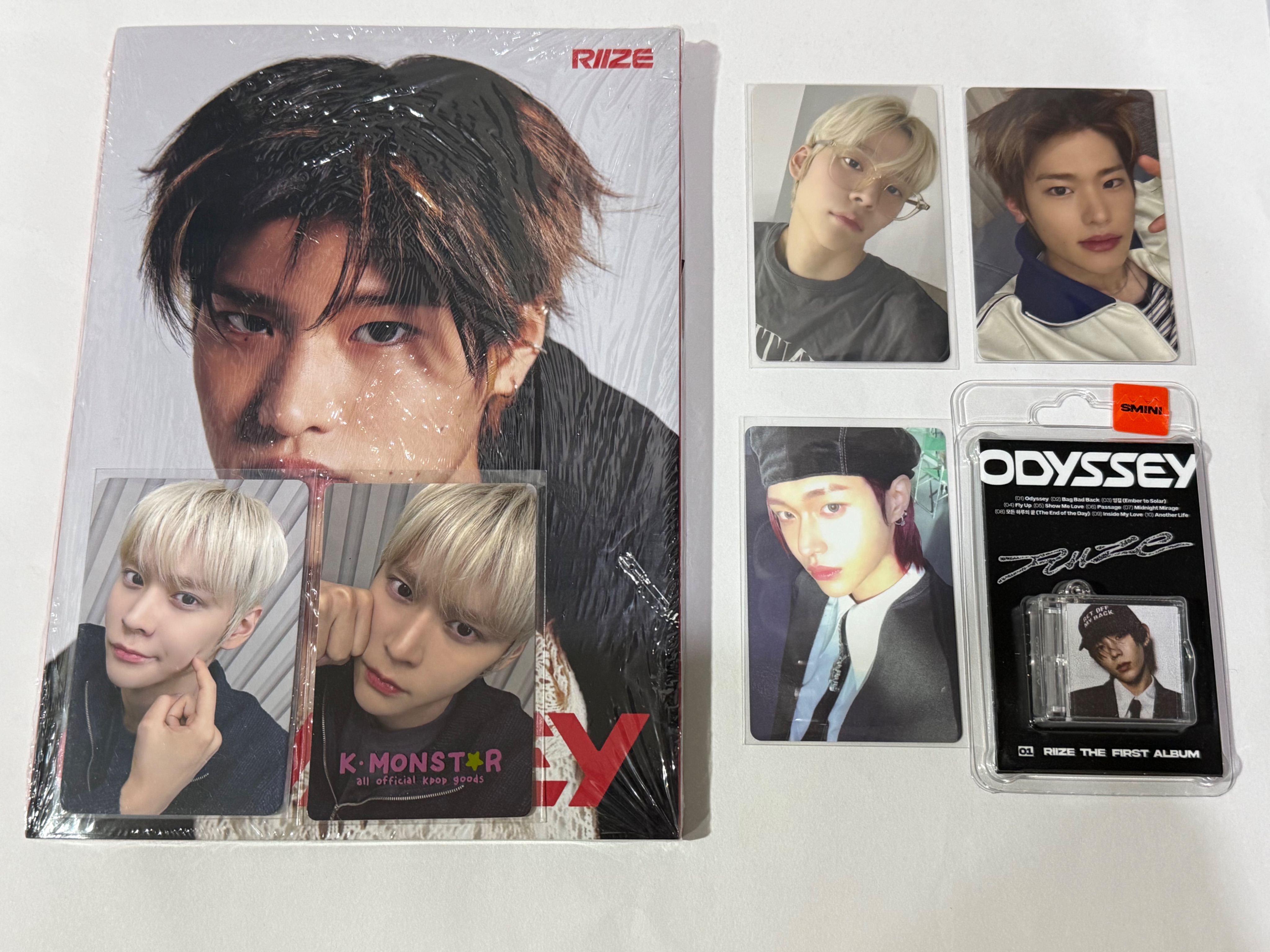 默認廠損～有需要可以私訊確認，全新的話都不拆