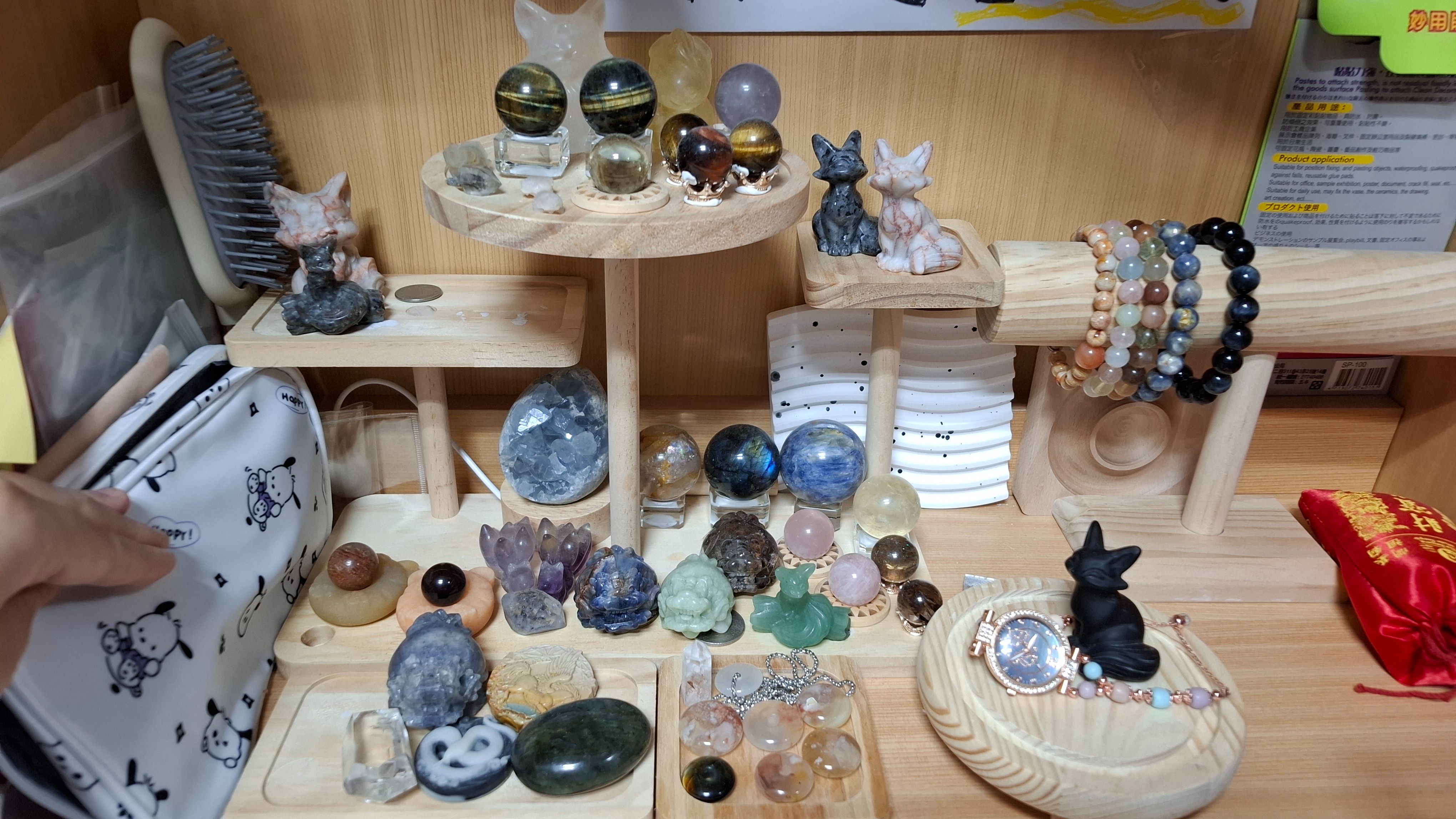 水晶們找家中