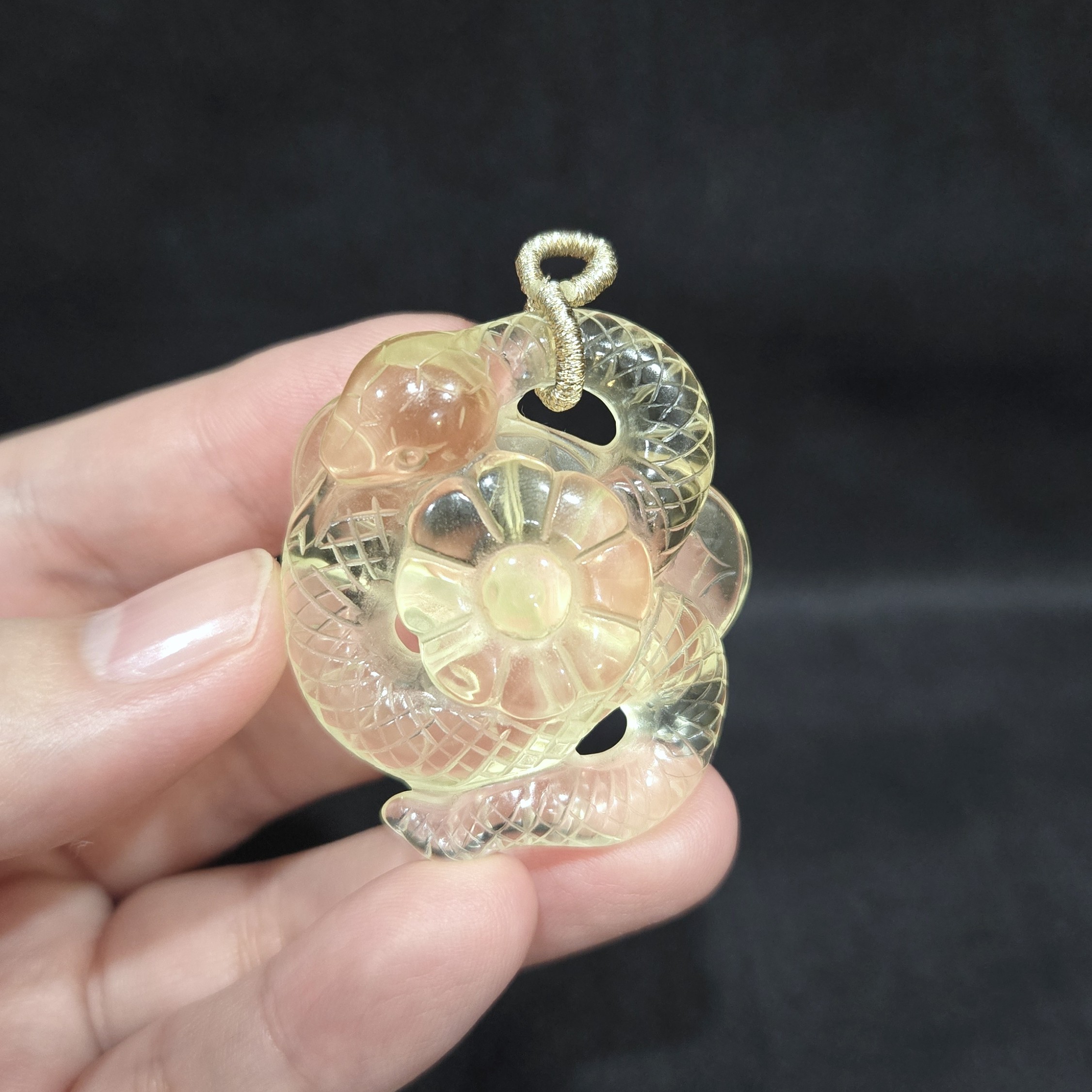 黃水晶美花蟒仙吊墜 42*37*17mm