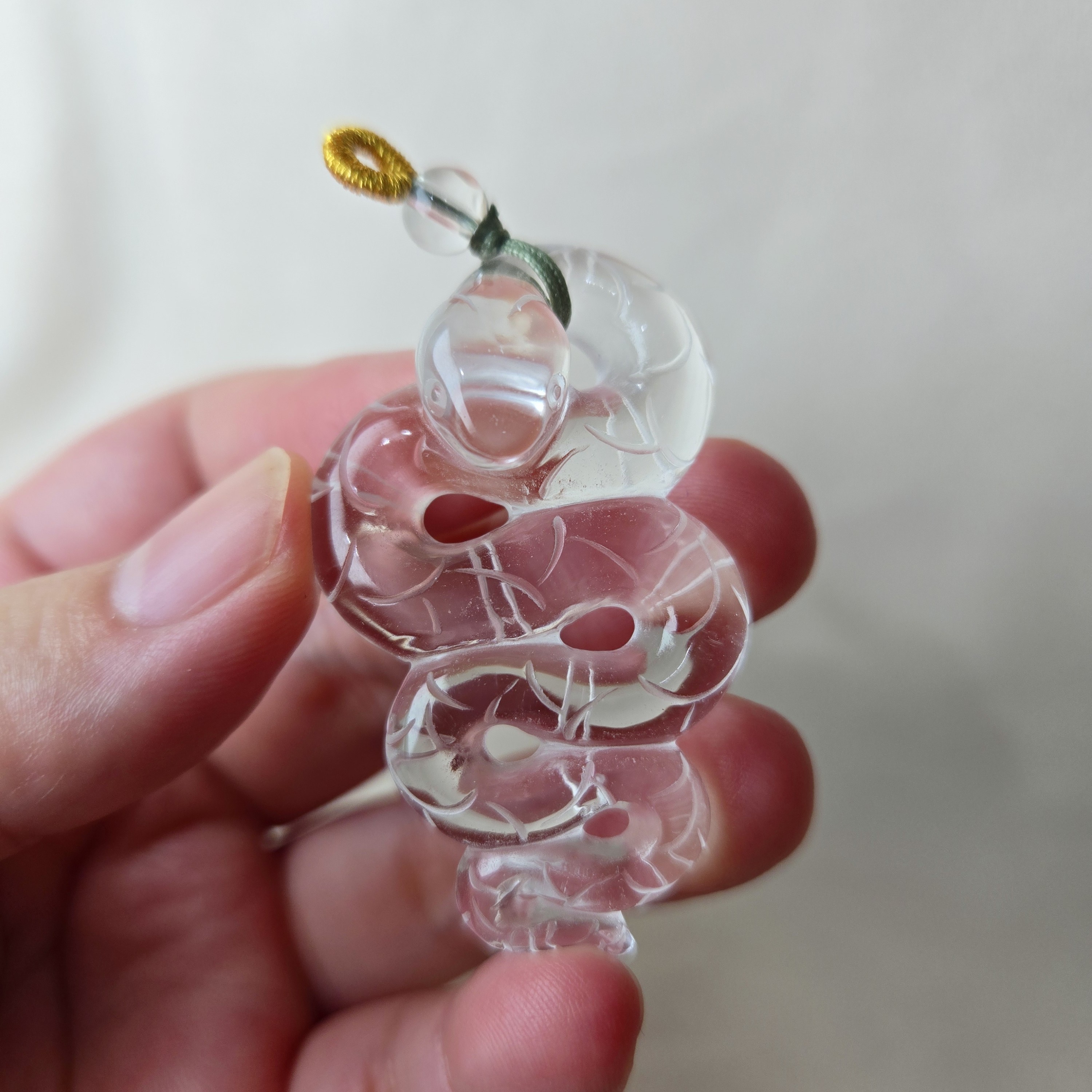白水晶花瓣紋路蟒仙吊墜 51*31*16（mm）
