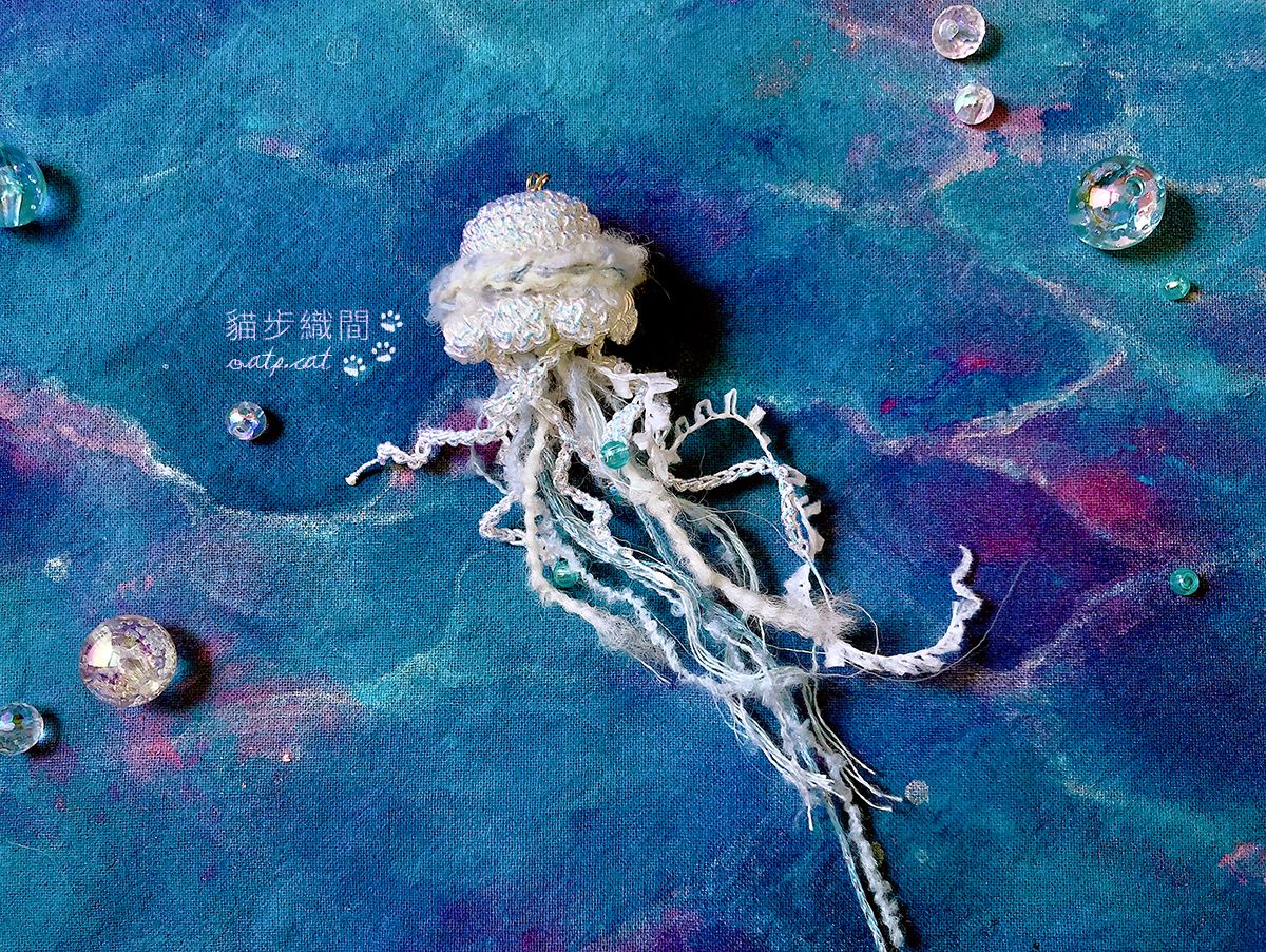 單隻水母耳飾