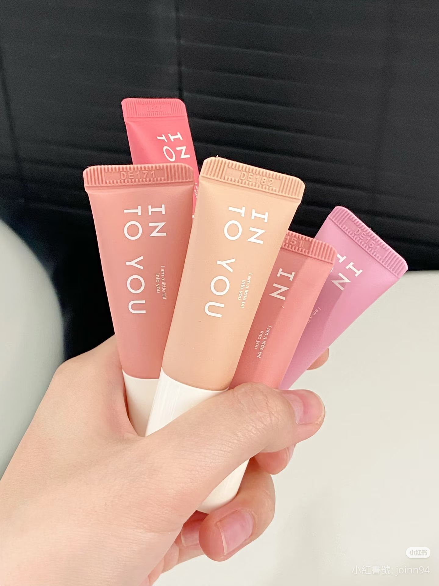 𝐈𝐍𝐓𝐎 𝐘𝐎𝐔🎀 空氣腮紅 腮紅液