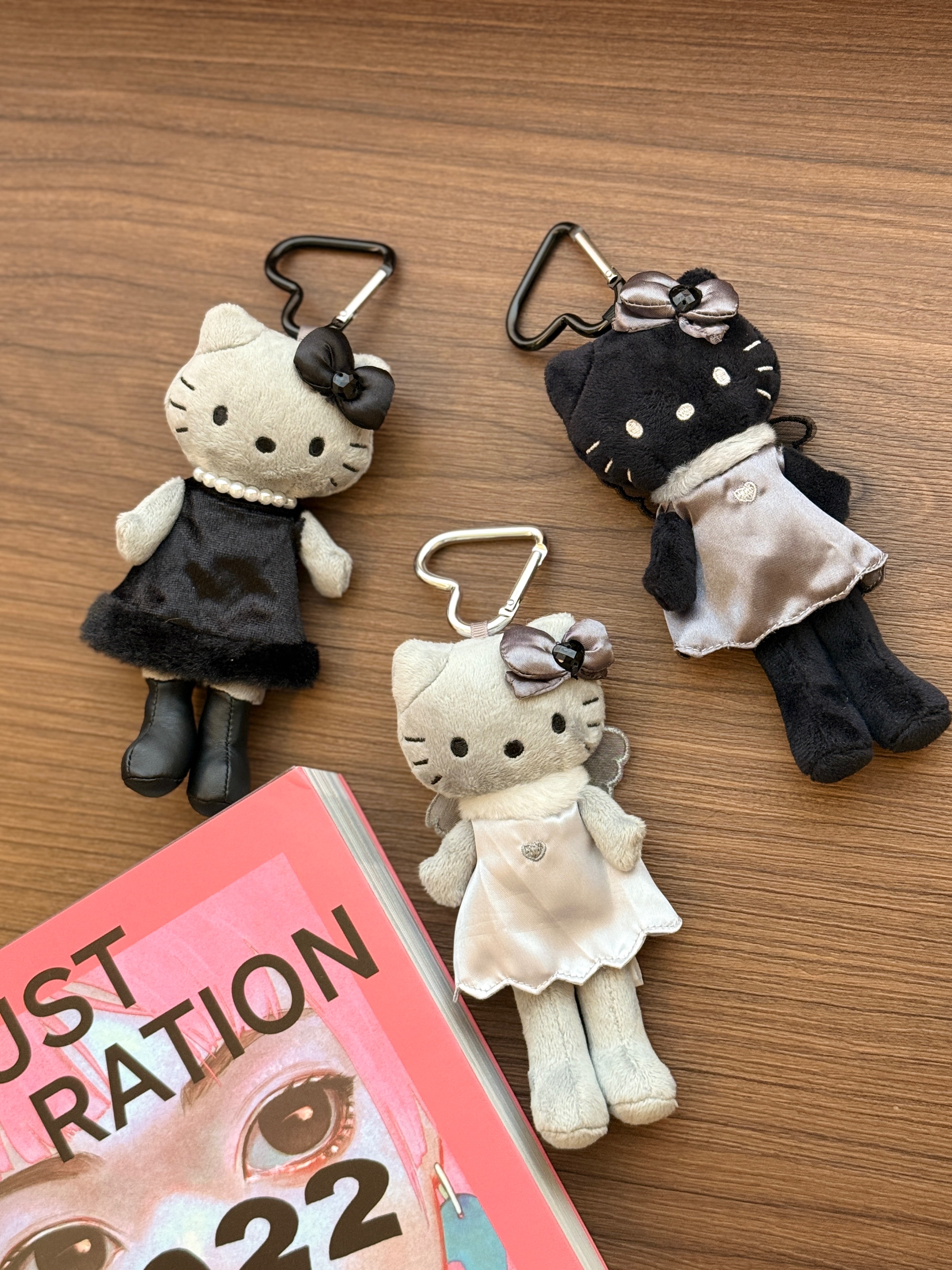 珍珠長腿Hello Kitty🖤🤍🖤/灰天使長腿Hello Kitty🩶/黑天使長腿Hello Kitty🖤