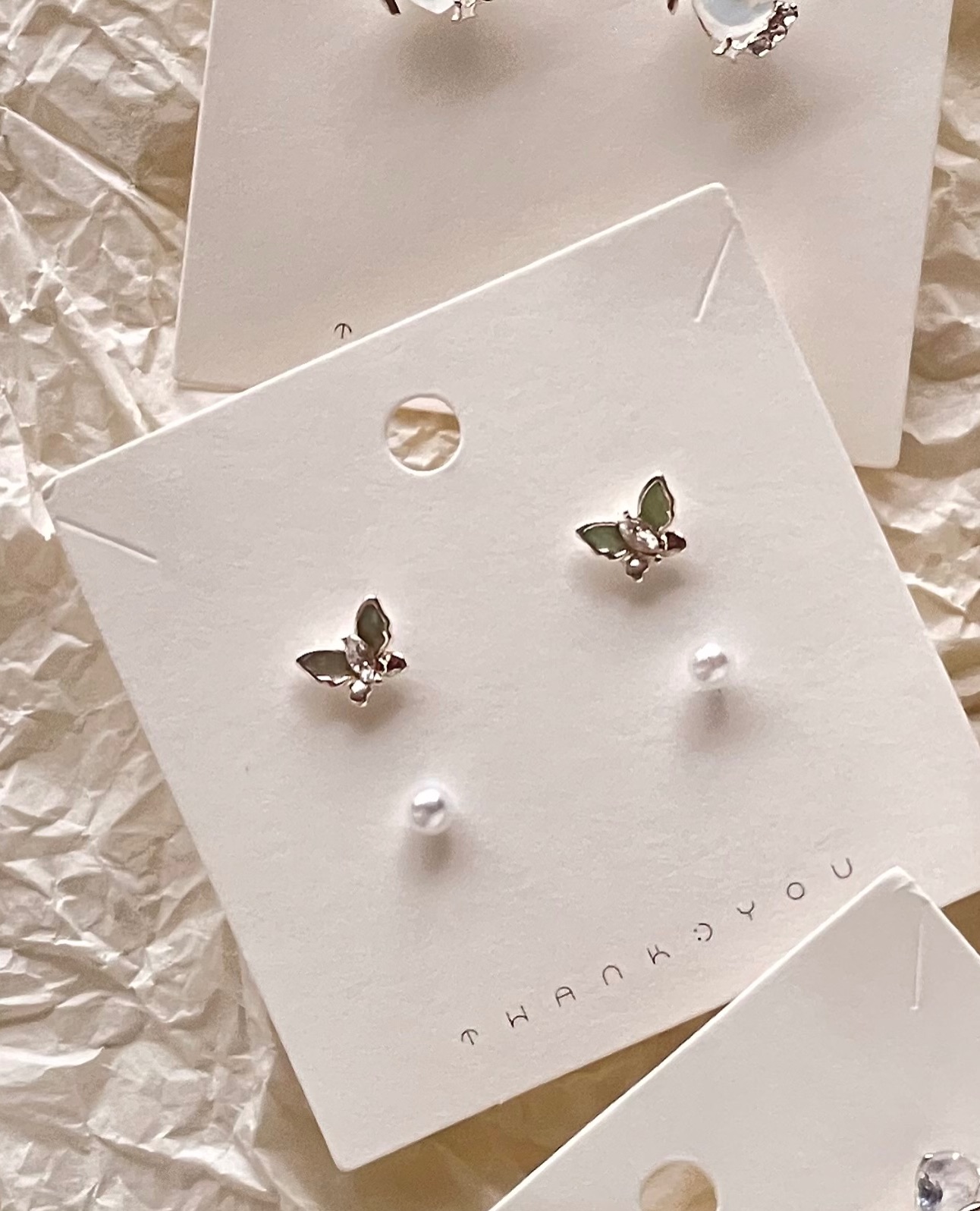 ☆S925銀針☆｜蝴蝶綠釉鑲鑽珍珠耳釘