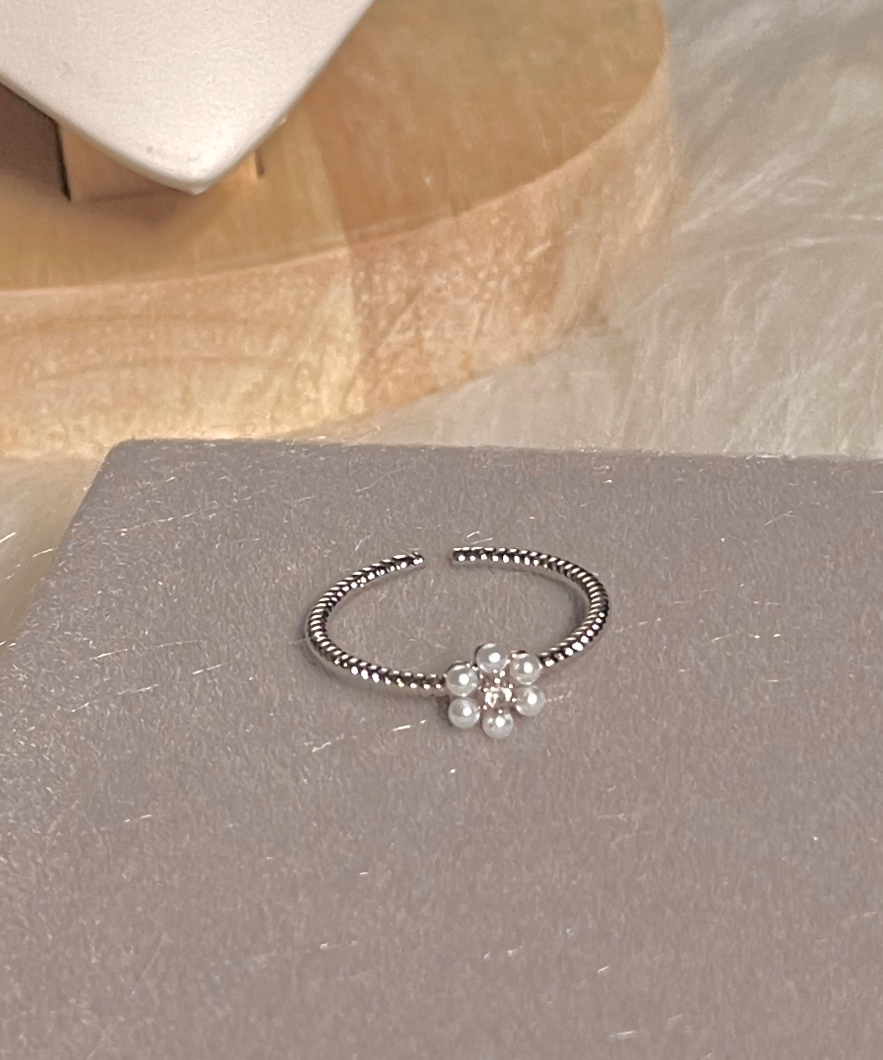 ☆花開指尖☆｜簡約珍珠小花戒指