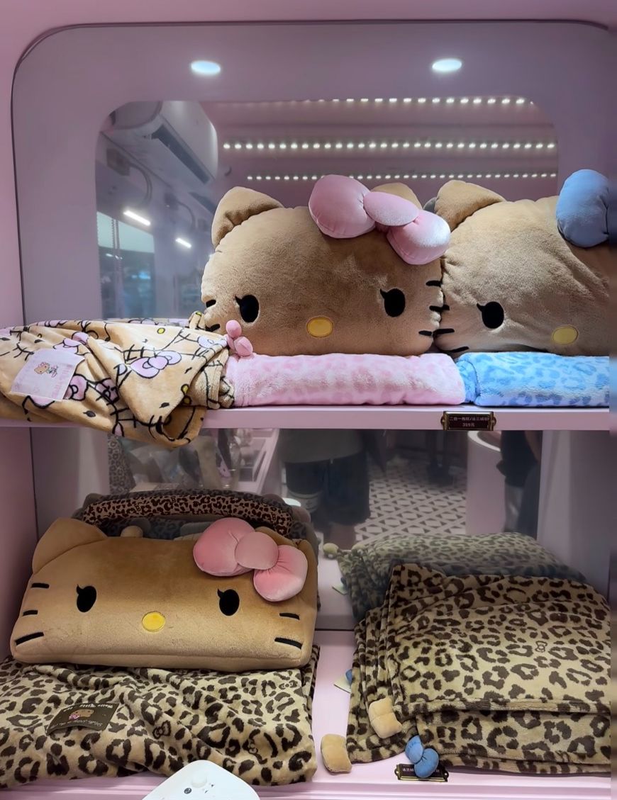 💗 tbh × 野獸派家居 × 三麗鷗  聯名登場！二合一法蘭絨抱枕毯