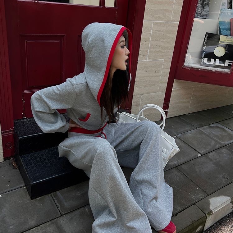 運動風灰紅拼色短版外套加棉褲兩件套裝