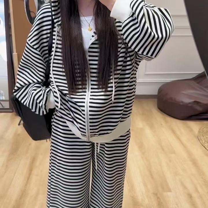 條紋寬松運動風兩件套