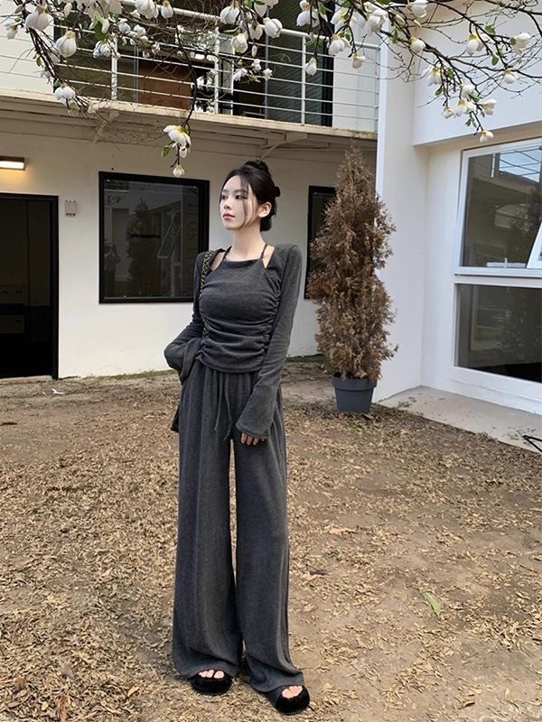 新款掛脖長袖上衣顯瘦闊腿褲兩件套