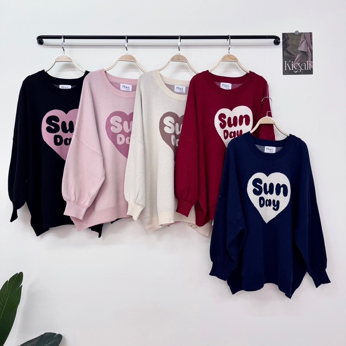 冬天時髦｜Sunday字母愛心針織