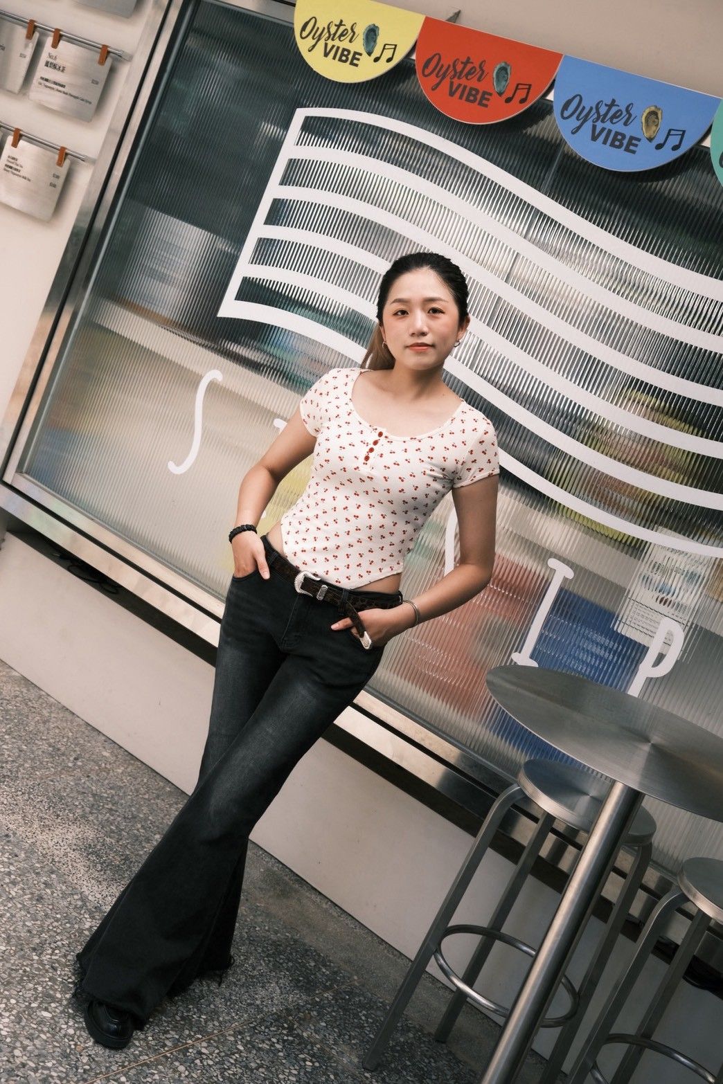 美式U領小櫻桃修身上衣