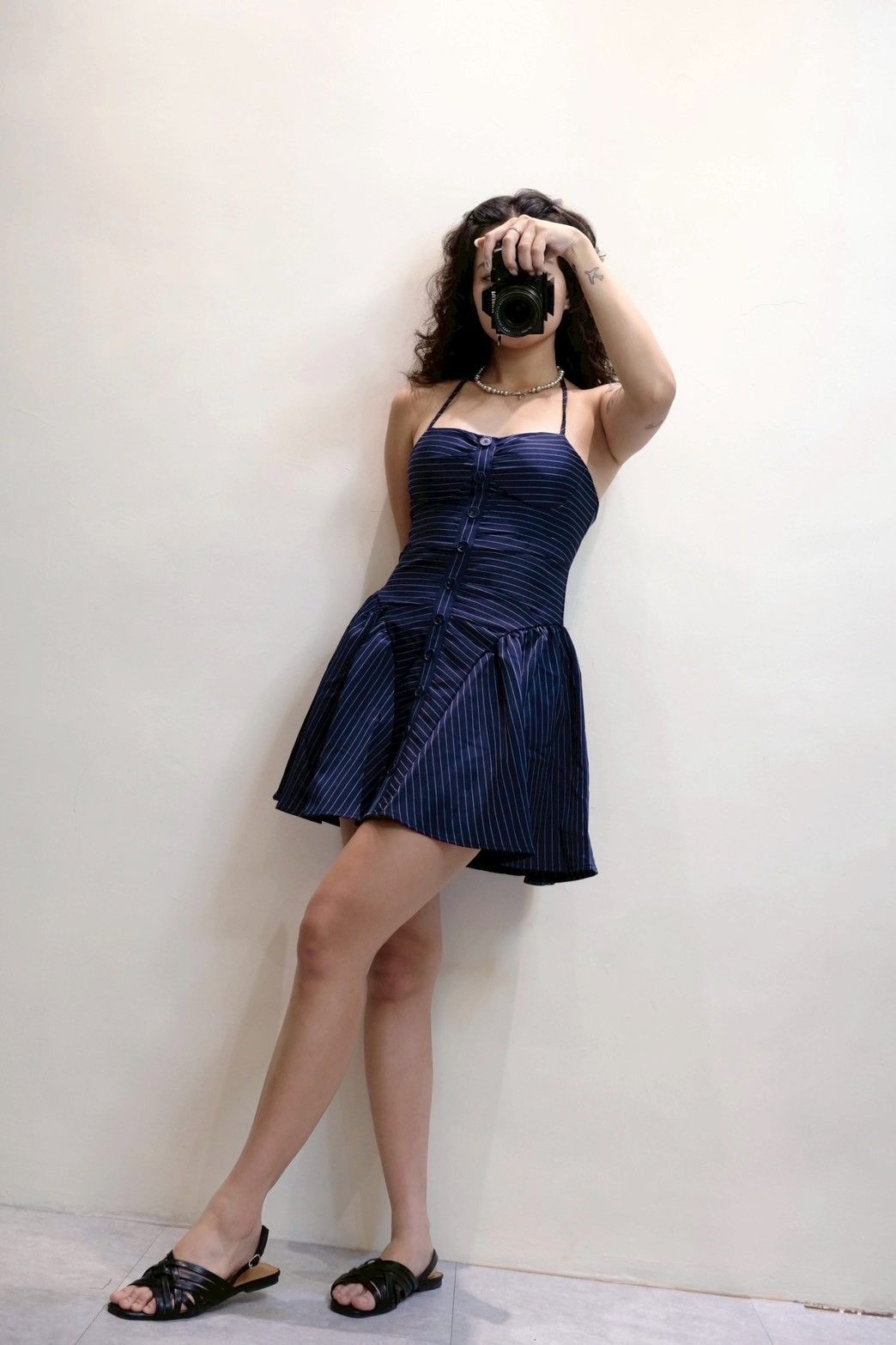 繞脖西裝設計感短洋裝