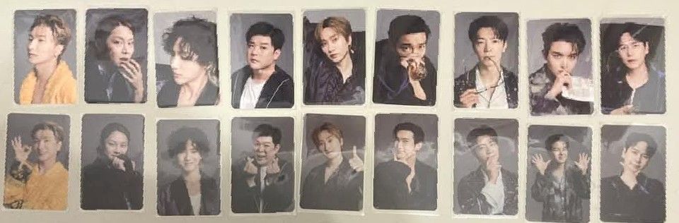 如圖小卡十八張一組