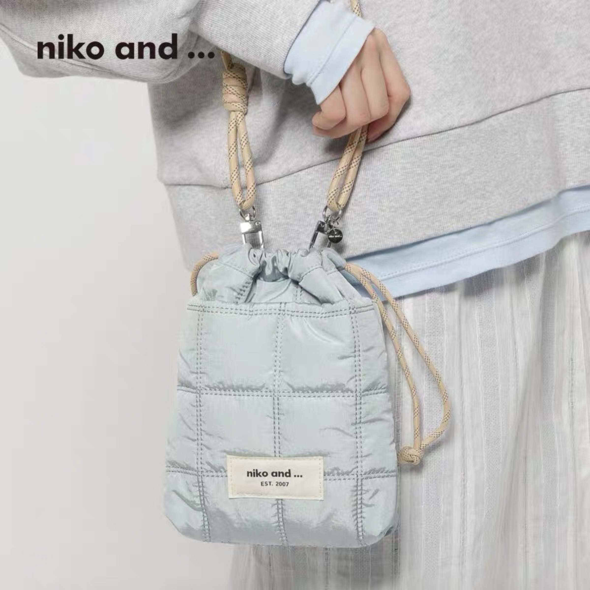 niko and ...日系簡約斜挎迷你收納包