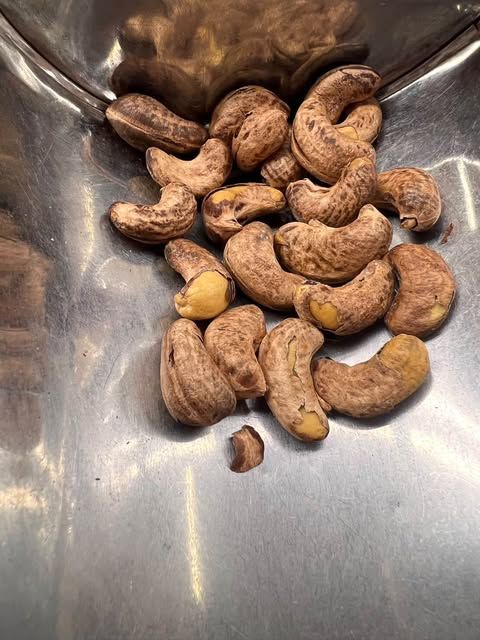 頂級帶皮越南腰果