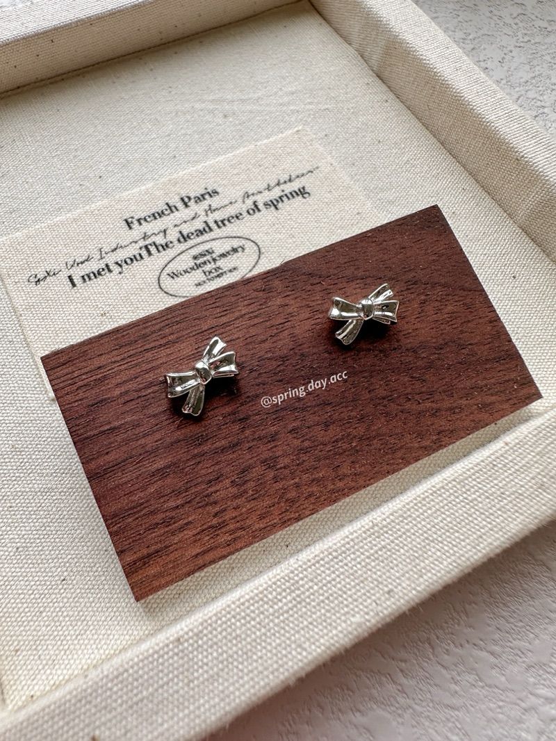 現貨｜s925｜韓國百搭交錯🎀蝴蝶結純銀耳環